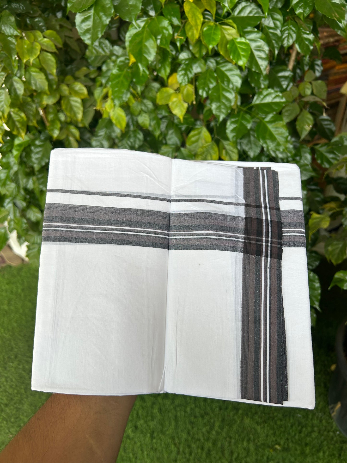 20% Discount ! Kaitharikada Balaramapuram 100% Cotton Pure White Double Mundu/Dothi - 100x80 - 1.5 inch Purplish Brown & Black Shaded Striped Kara 3.80 mtr (8 muzham) - 8 KK5359 THI