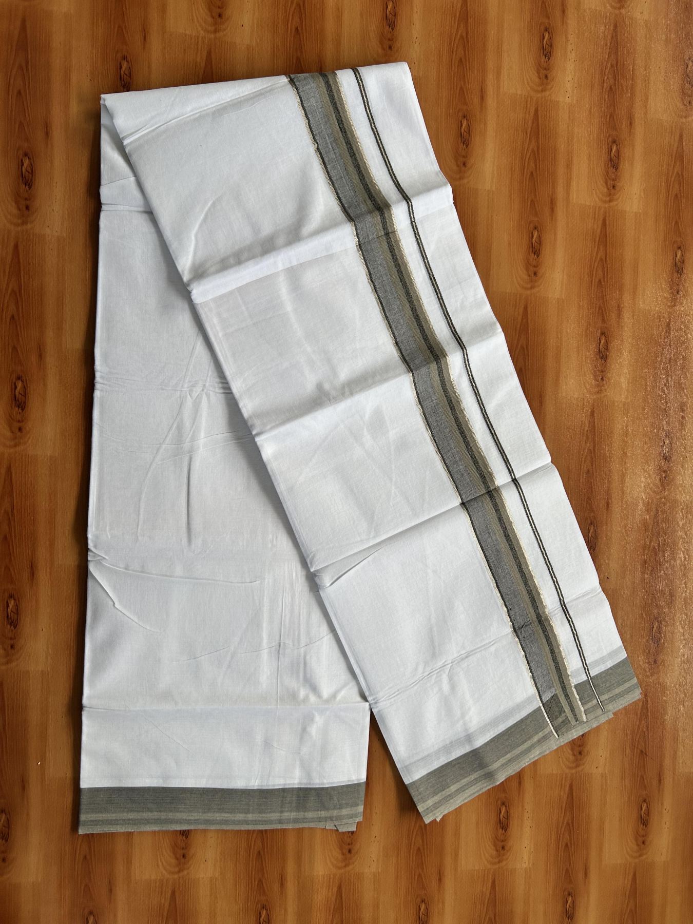 Double Pure White Mundu/Dhoti - 20% Discount ! KaithariKada Balaramapuram 100% Cotton - 100x80 - 1.5 inch Silver Kasav & Light Brown & Black Shaded Striped Kara 3.90 Mtr (8 muzham) - 39 KK5444 VIN