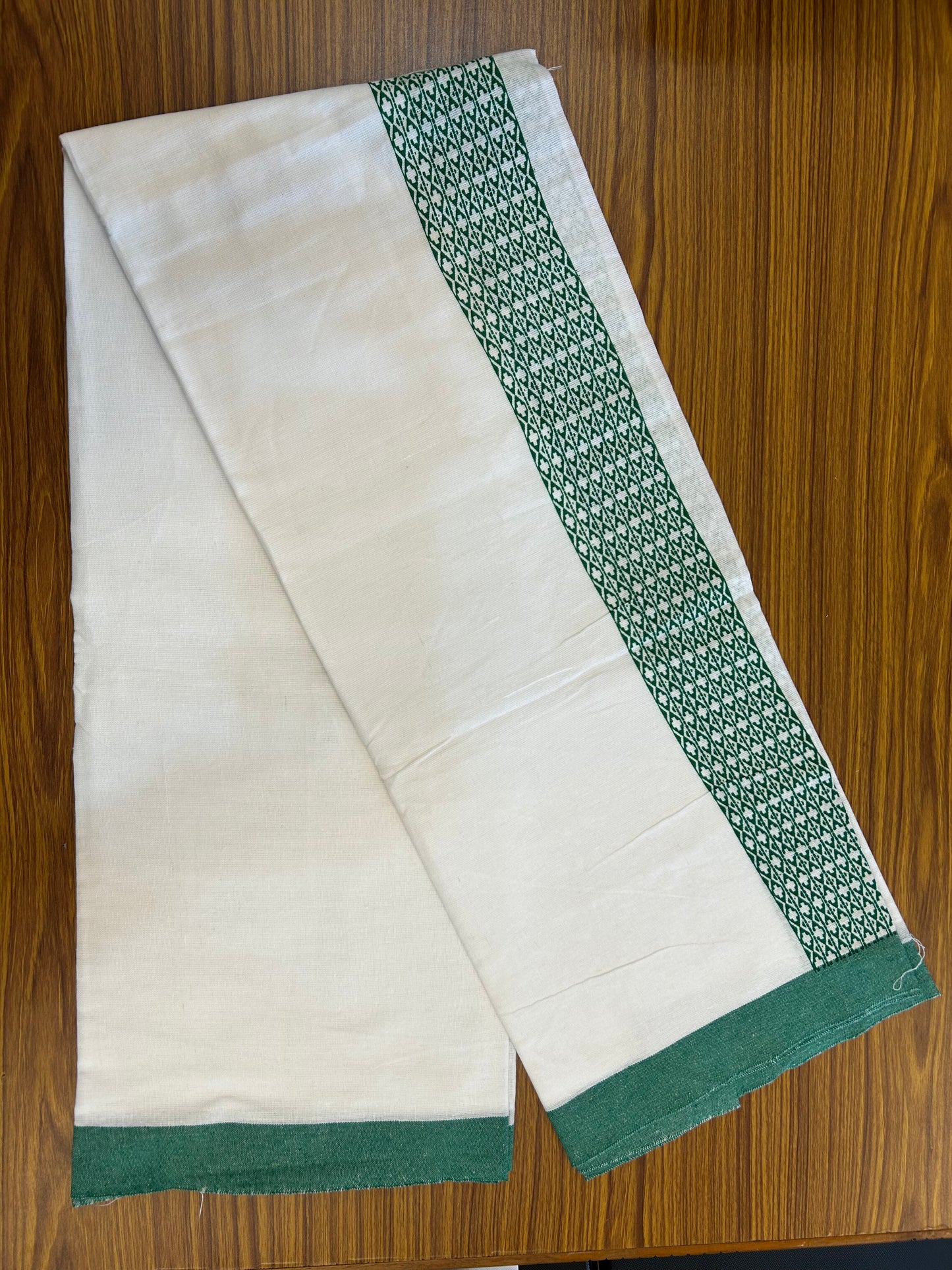 Kaitharikada - Polyster Mixed Cotton - (20s) - Pure white Single Kaily / Lungi - 2.75 inch Green Printed Kara with White colour body (2 meter / 4 muzham) - 6 KK8047 SAT