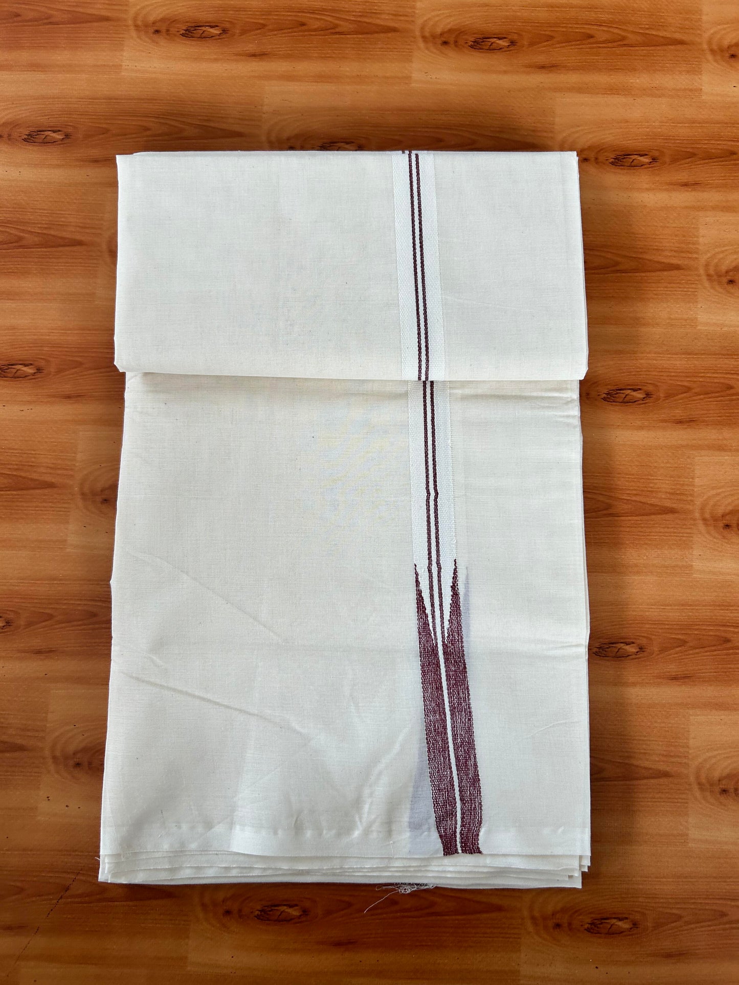 Double Off white Mundu/Dhoti - 20% Discount! KaithariKada Balaramapuram 100% Cotton - 100x100 - 1 inch Puliyilakkara Silver Kasav & Maroon Shaded Chutty Kara 4 mtr (8.5 muzham) - 7 KK5442 ASH