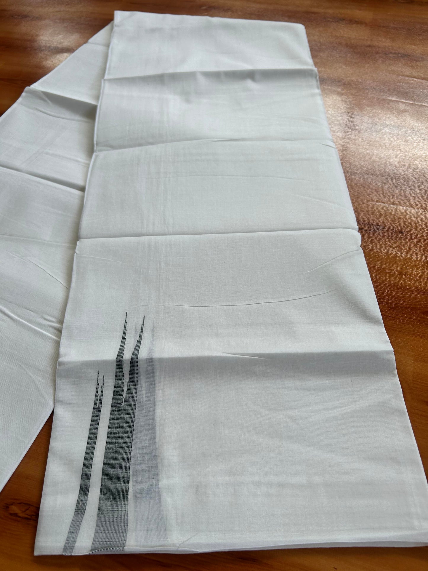 Double Pure White Mundu/Dhoti - 20% Discount !! KaithariKada Balaramapuram 100% Cotton - 100x80 - 1.25 Dark Green Striped Double Chutty Kara 3.90 mtr (8 muzham) - 9 KK5443 VAS