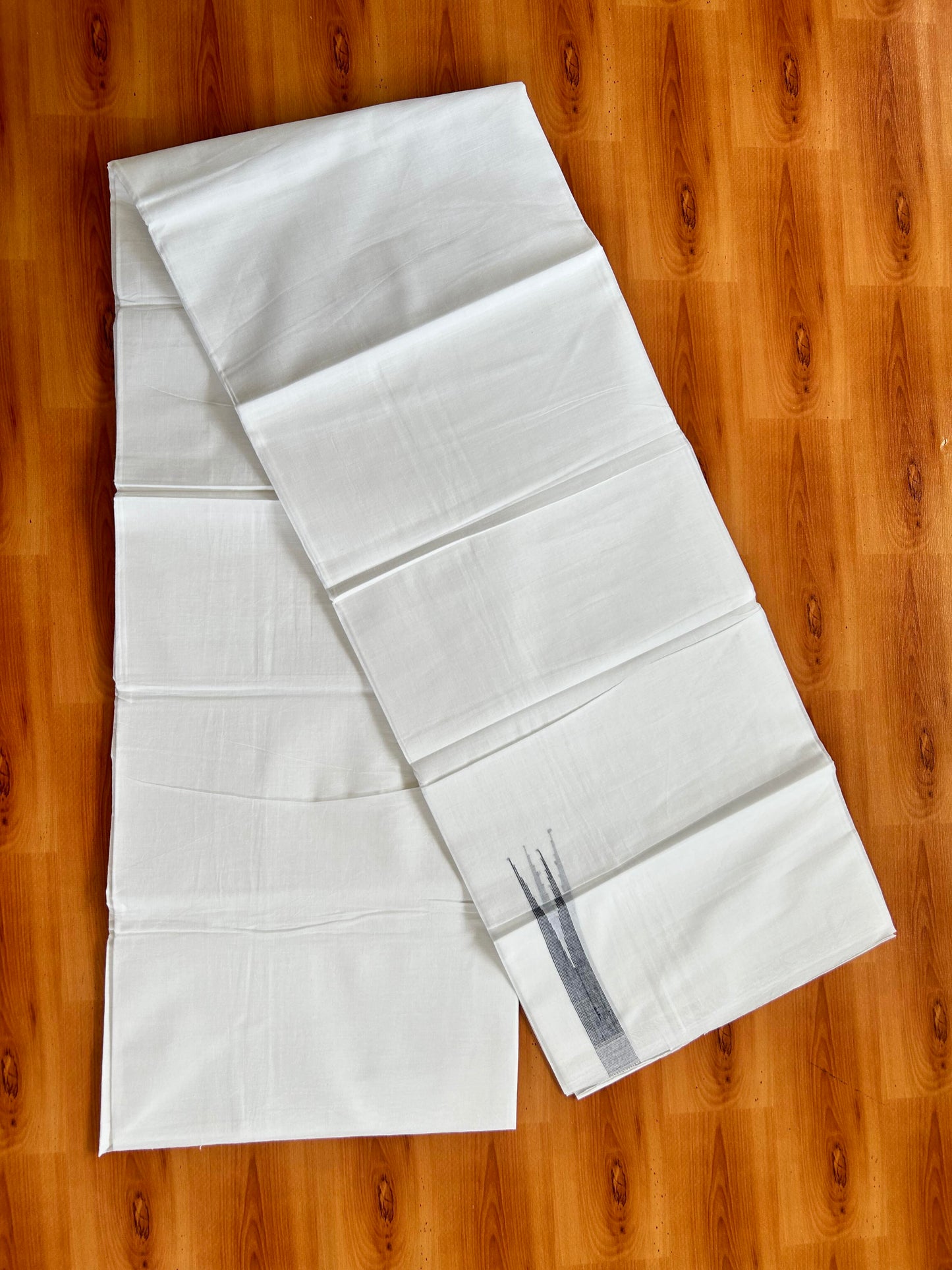 Double Pure White Mundu/Dhoti - 20% Discount !! KaithariKada Balaramapuram 100% Cotton - 100x80 - 0.5 Navy Blue Striped Chutty Kara 3.90 mtr (8 muzham) - 17 KK5443 VAS