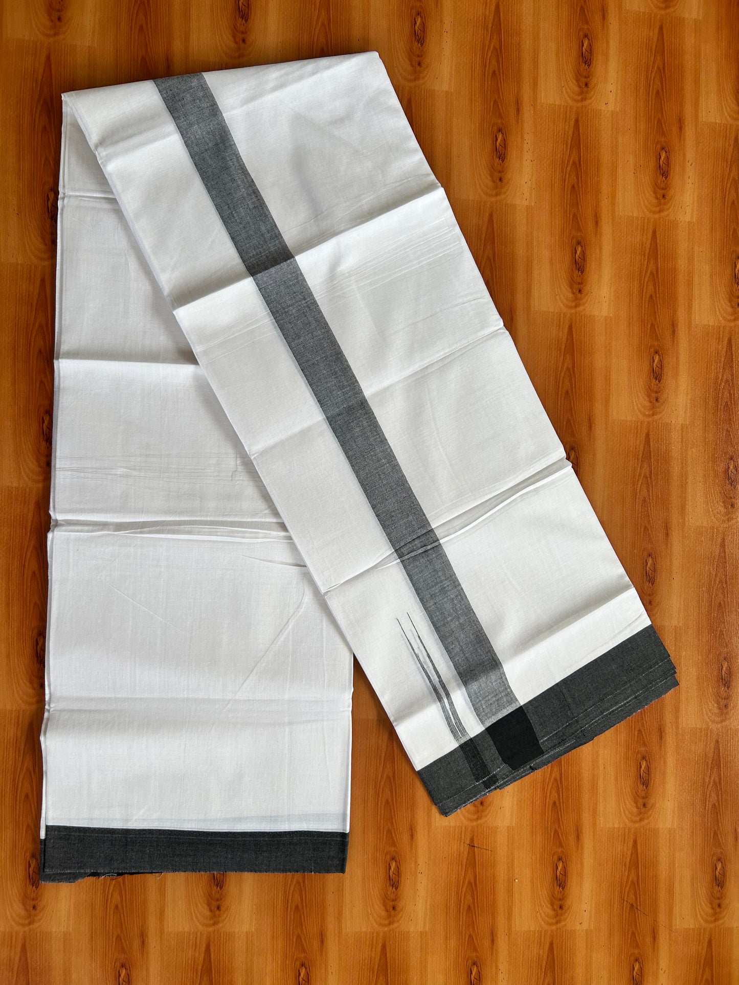 Double Pure White Mundu/Dhoti - 20% Discount !! KaithariKada Balaramapuram 100% Cotton - 100x80 - 1.5 inch Black Puliyilakkara Chutty Kara 3.90 mtr (8 muzham) - 1 KK 5443VAS