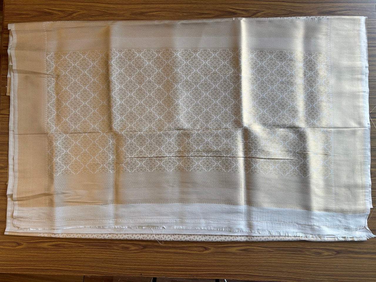 Kaitharikada Traditional Kerala Saree - Kasav Tissue - 24 inch Kasavu Kara Gold Pattern Embroidery - 6KK1000KAN