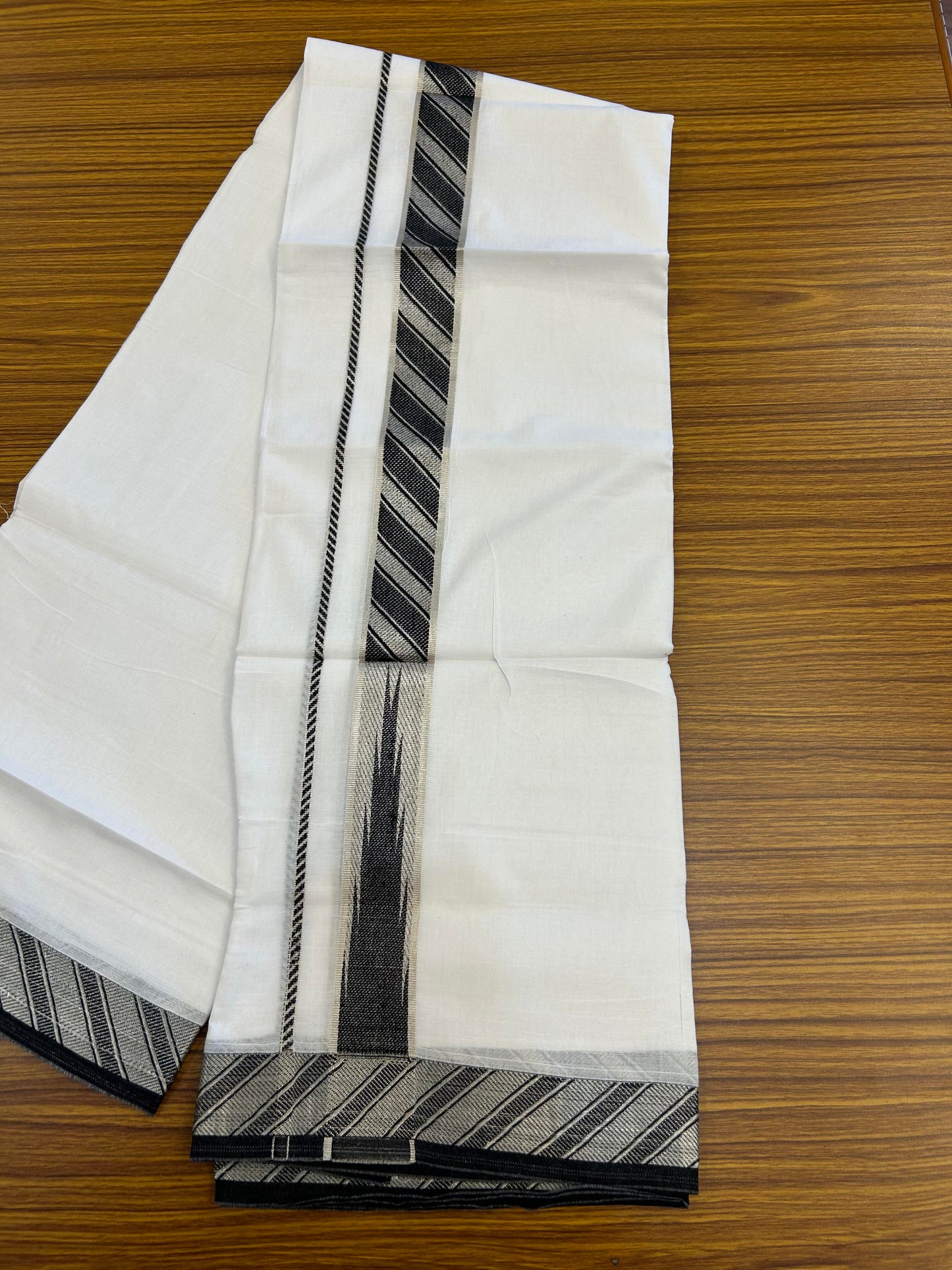 20% Discount ! KaithariKada Balaramapuram 100% Pure Cotton Double Pure White Mundu/Dhoti - 100x80 - 1.75 inch Puliyilakkara Silver Kasav & Black Jacquard Design Chutty kara 3.90 mtr (8 Muzham) - 3 KK5360 CJT