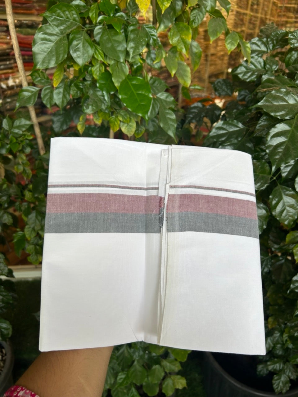 DMK Veshti - 20% Discount ! KaithariKada Balaramapuram 100% Cotton Single Pure White  Mundu/Dhoti- Twisted 100s Thread - 1.75 inch Puliyilakkara Maroon & Black Shaded Kara (2 meter / 4 muzham) - 1 KK5296 ASH