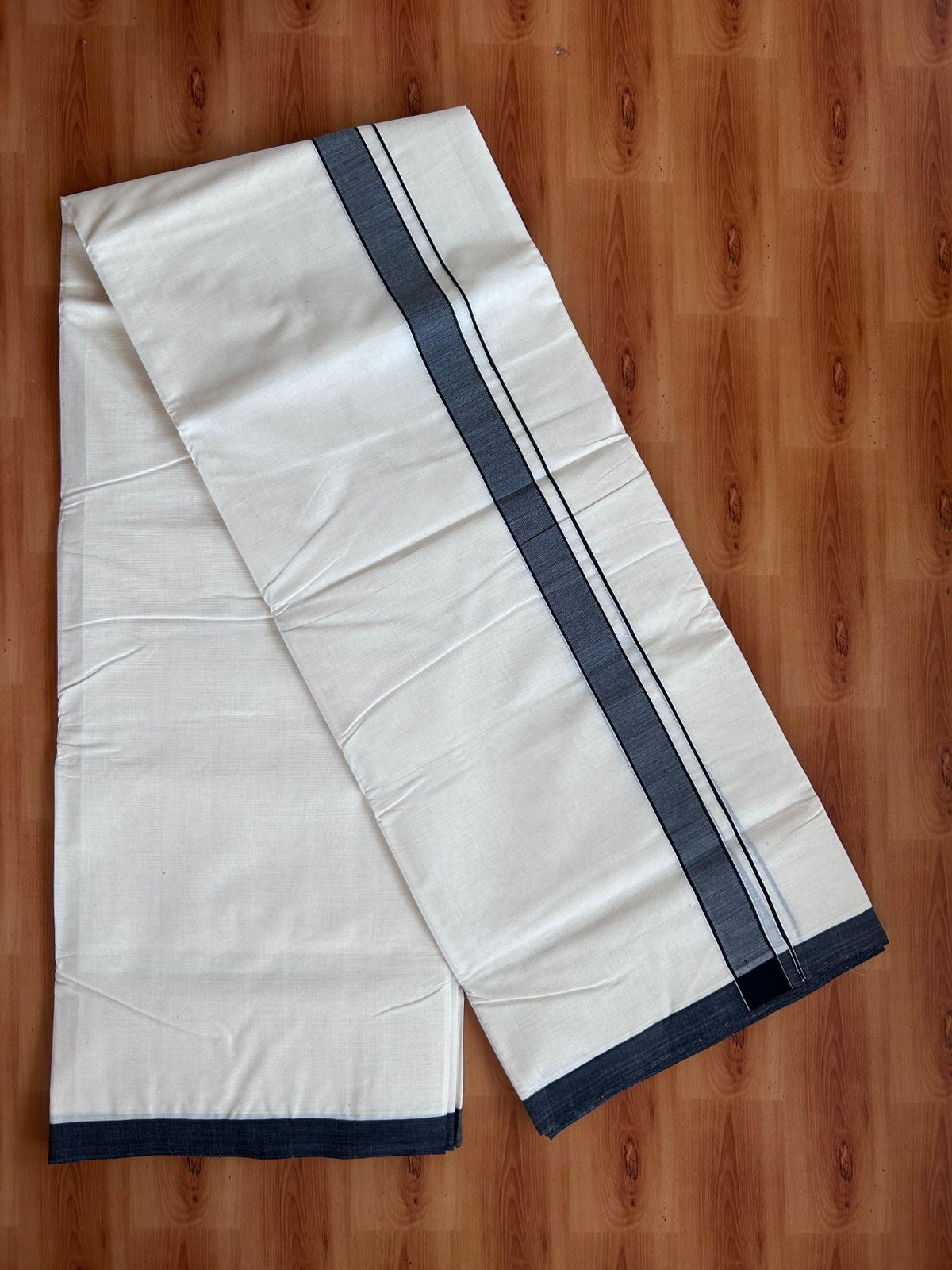 Off White (Unbleached) Double Mundu/Dhoti - 25% Discount! KaithariKada Handloom Millpaav - Kerala Handloom - 100% Pure Cotton - 80x90 - 1.25 inch Black shaded kara 4 Meters (8.5 Muzham) - 49 KK5508 RAM