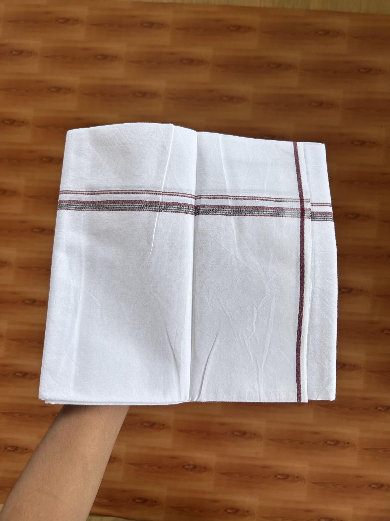Single Mundu/Dhoti  - Pure White - 29% Discount !! KaithariKada Balaramapuram 100% Cotton - Twisted 60s Thread - 0.5 Cm Silver Kasav & Black & Light Maroon Shaded Striped Kara (2 meter / 4 muzham) - 64 KK5393 GL
