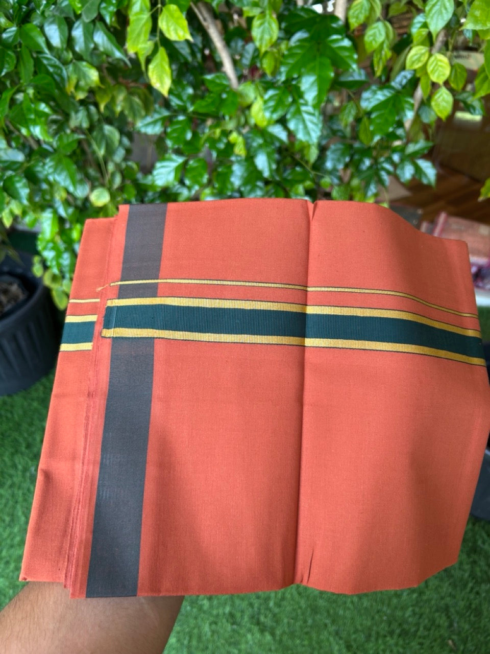 19% Discount!!! Kaitharikada Pure Cotton - Single Kaily / Lungi - 1 inch Gold Kasav & Dark Green Kara with Kavi colour body  (2 meter / 4 muzham) - 1KK8024 GAN
