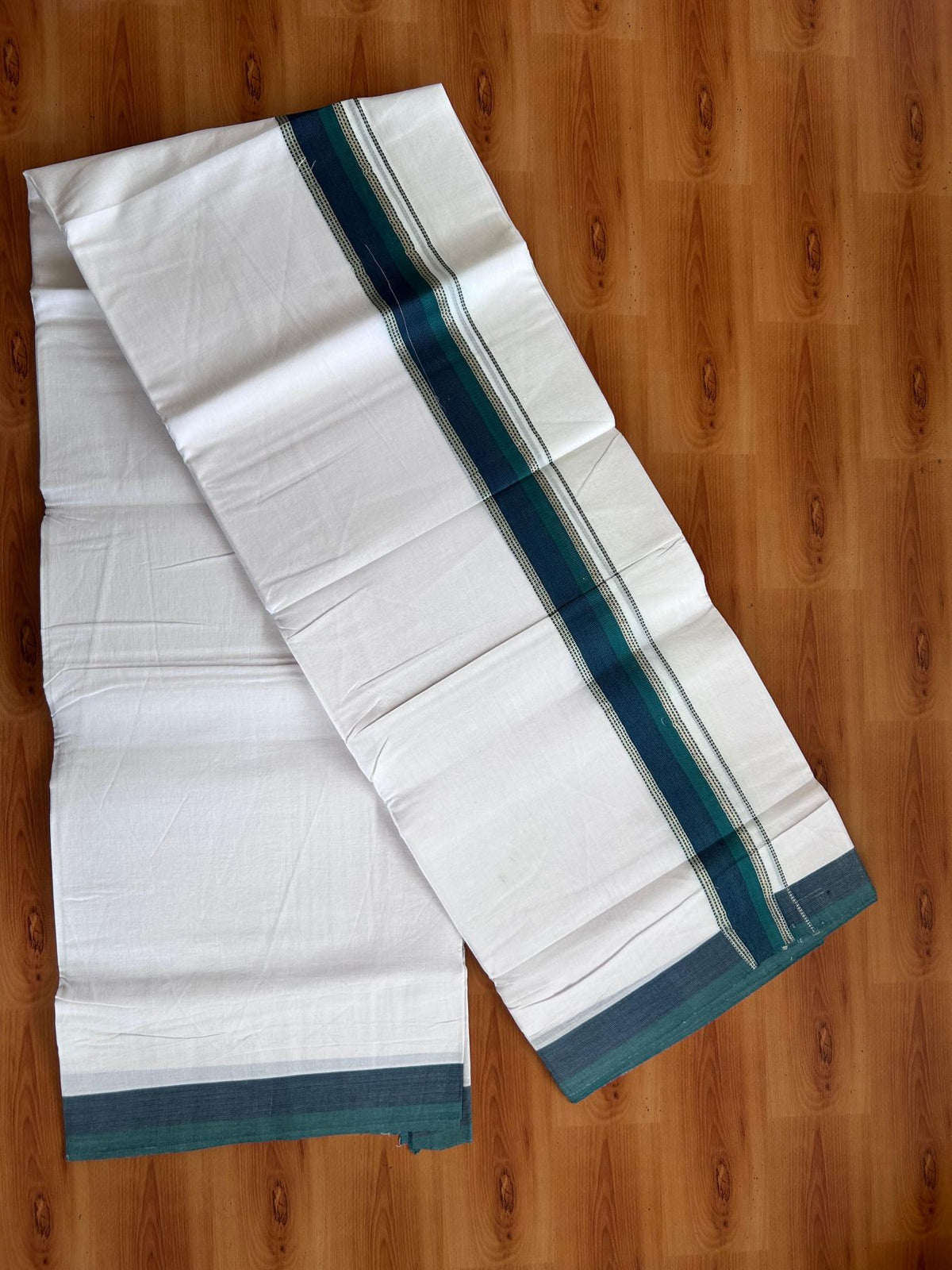Double Ultra White 25% Discount ! KaithariKada Handloom Unakkupaav - Kerala Handloom - 100% Pure Cotton - 100x80 - 1.5 Inch Silver Kasav Green & Navy Blue Stripes Kara 4.00 mtr (8.5 Muzham) - 6 KK5509 RAM