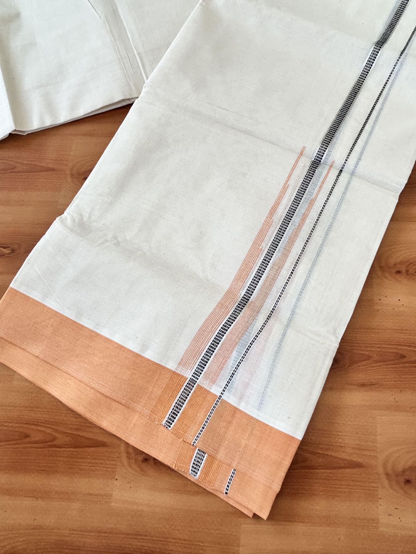 Off White Double (Unbleached) Mundu/Dhoti - 20% Discount! KaithariKada Balaramapuram 100% Cotton -100x80 - 1 inch Silver Kasav Light Orange & Black Puliyilakkara Chutty Kara 4 mtr (8.5 Muzham) - 36 KK5440 VIN