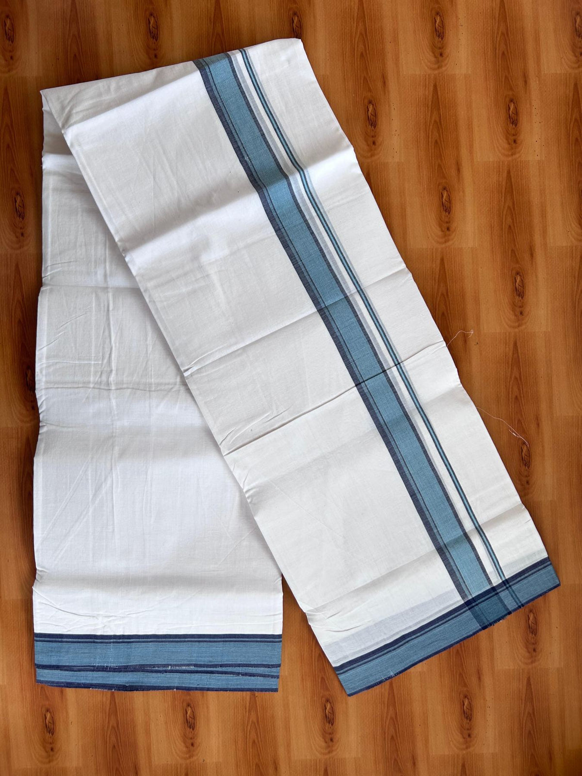Double Ultra White 25% Discount ! KaithariKada Handloom Unakkupaav - Kerala Handloom - 100% Pure Cotton - 100x80 - 1.25 Inch Black & Light Blue Stripes Kara 4.00 mtr (8.5 Muzham) - 10 KK5509 RAM