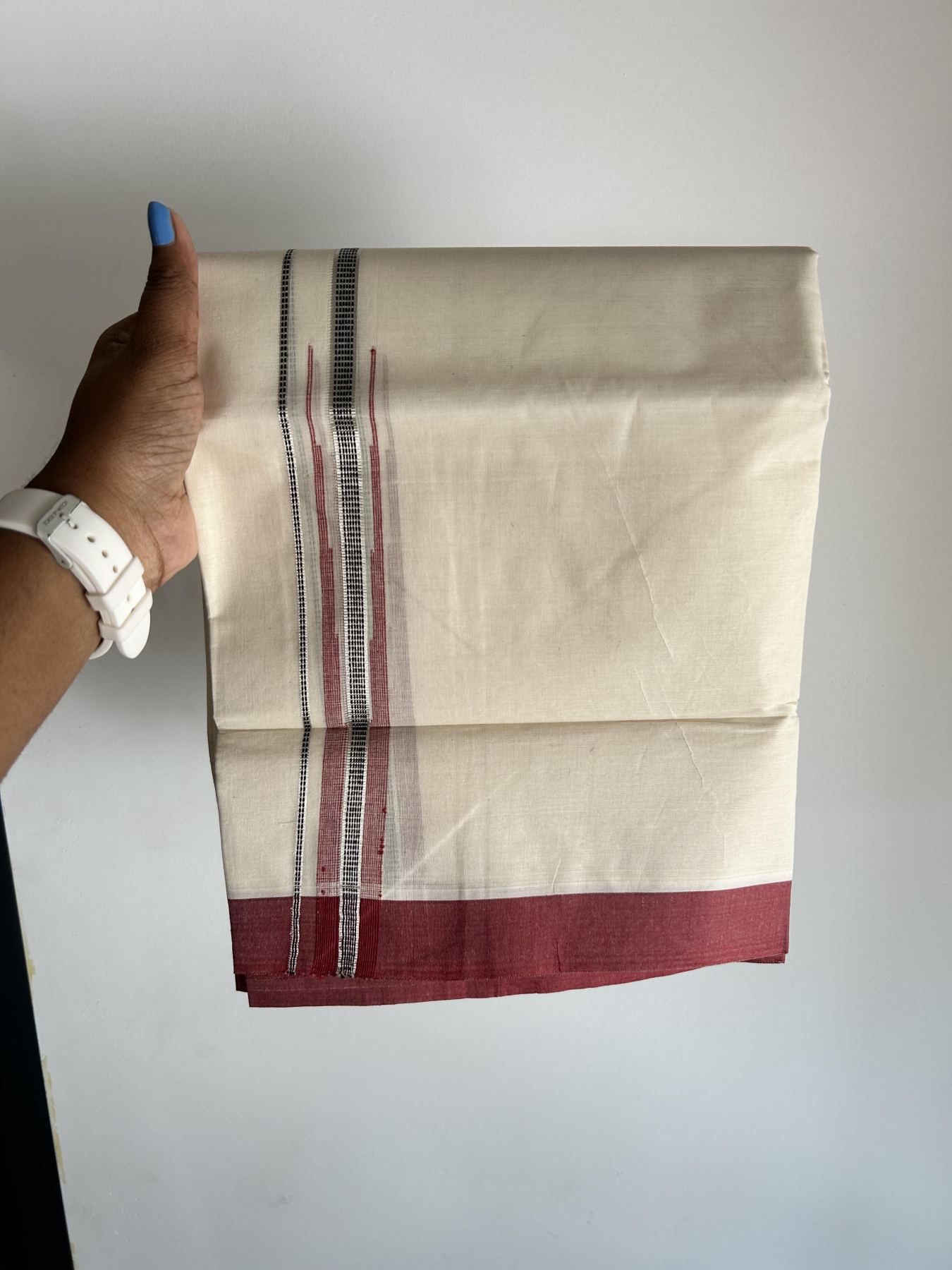 Off White Double (Unbleached) Mundu/Dhoti - 20% Discount! KaithariKada Balaramapuram 100% Cotton -100x80 - 1 inch Silver Kasav Black & Brick Red Puliyilakkara Chutty Kara 4 mtr (8.5 Muzham) - 40 KK5440 VIN