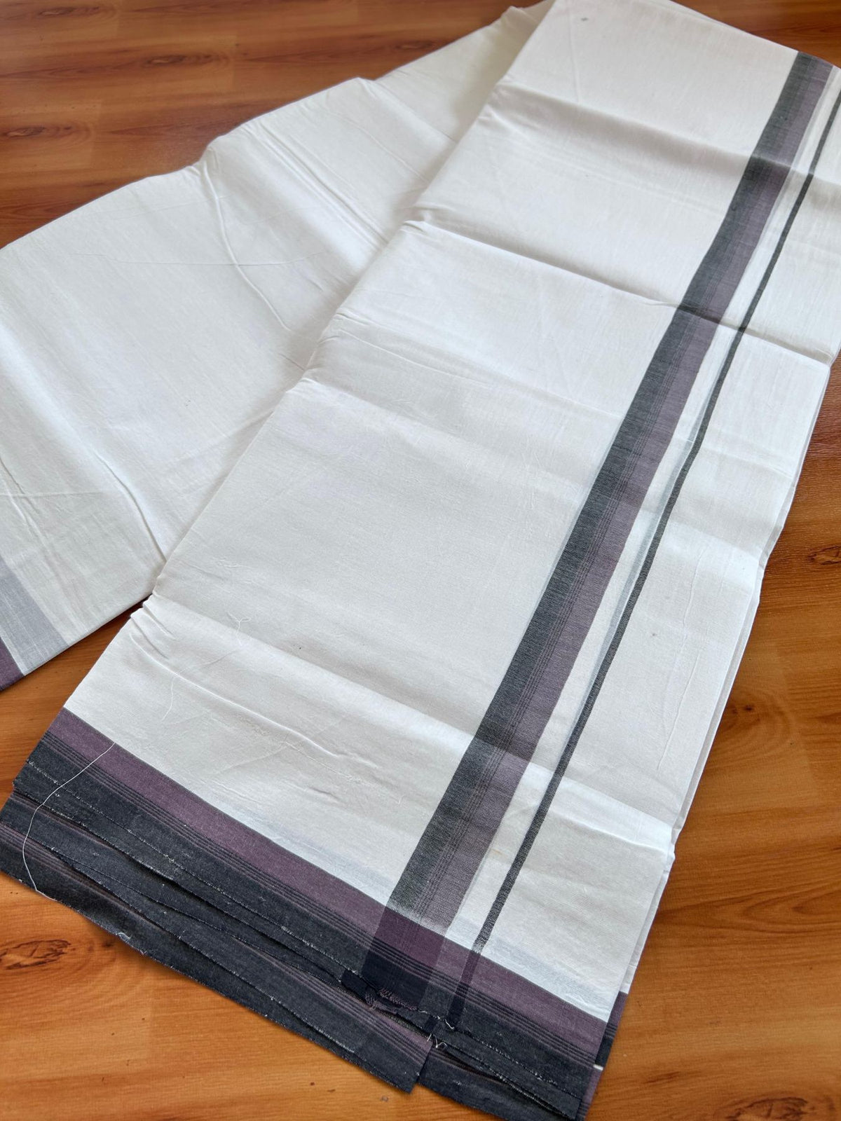 Double Ultra White 25% Discount ! KaithariKada Handloom Unakkupaav - Kerala Handloom - 100% Pure Cotton - 100x80 - 1 Inch Black & Purplish Brown Stripes Kara 4.00 mtr (8.5 Muzham) - 11 KK5509 RAM