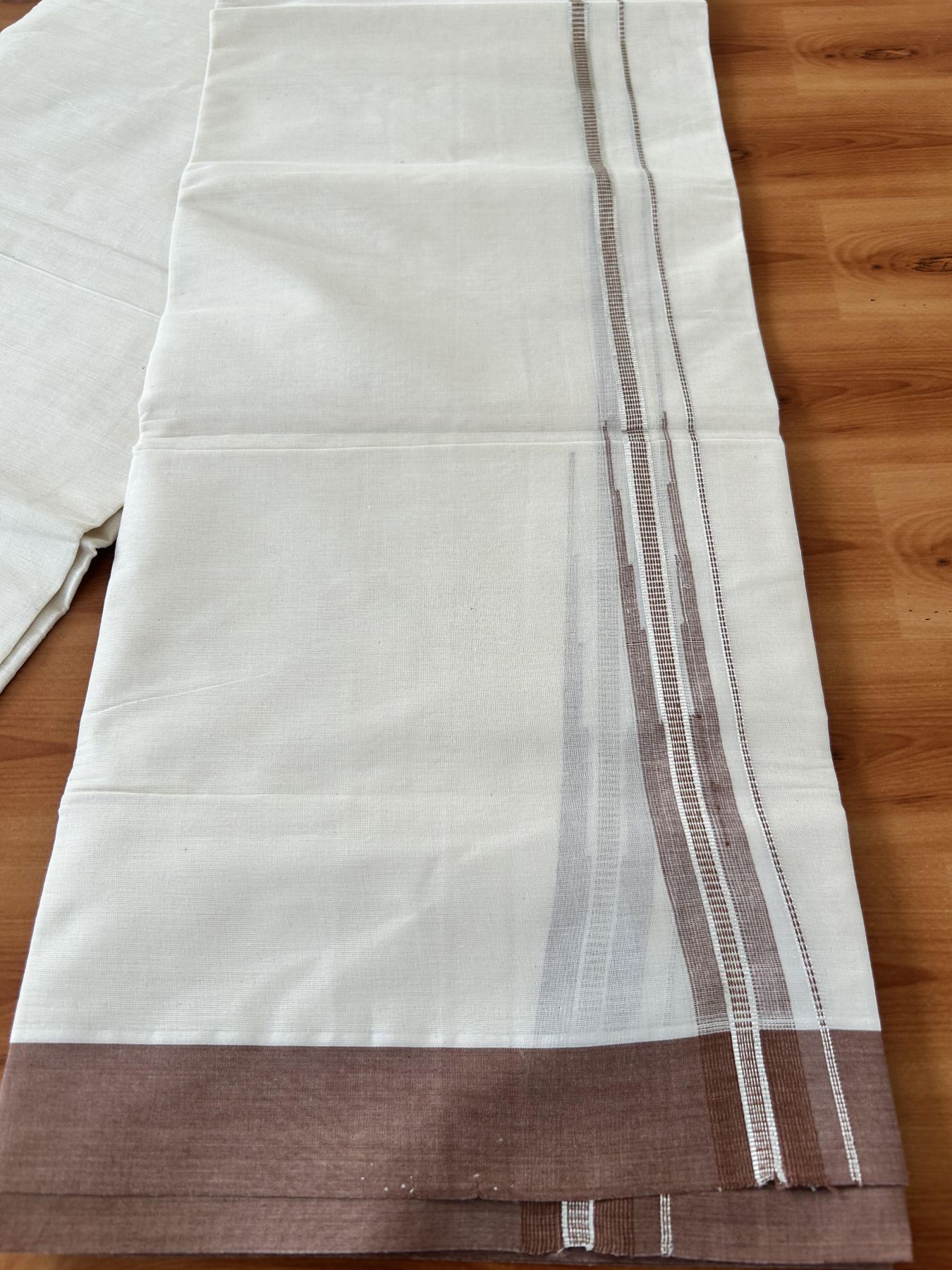 Off White Double (Unbleached) Mundu/Dhoti - 20% Discount! KaithariKada Balaramapuram 100% Cotton -100x80 - 1 inch Silver Kasav & Brown Puliyilakkara Chutty Kara 4 mtr (8.5 Muzham) - 38 KK5440 VIN