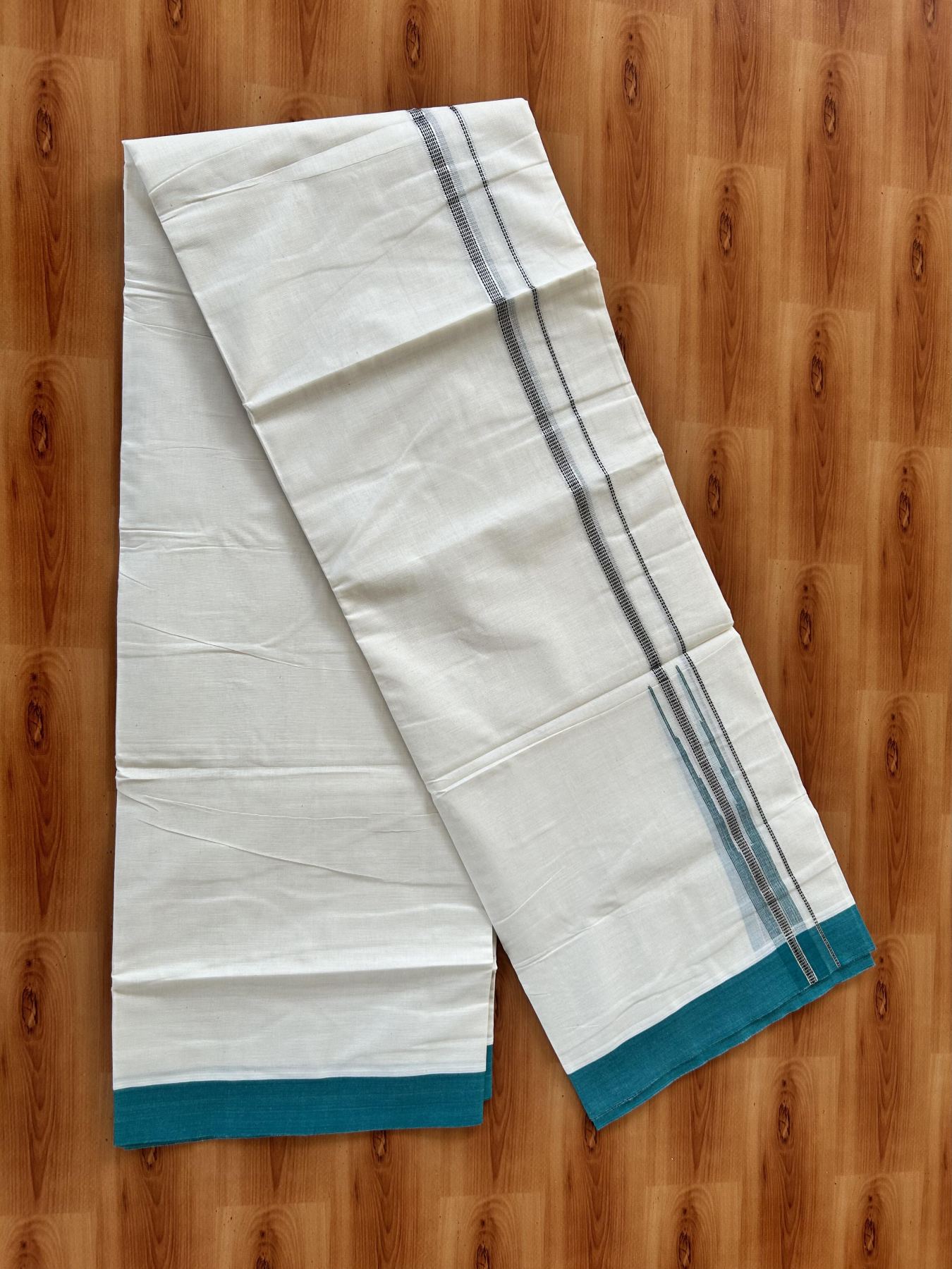 Off White Double (Unbleached) Mundu/Dhoti - 20% Discount! KaithariKada Balaramapuram 100% Cotton -100x80 - 1 inch Silver Kasav Black & Pine Green Puliyilakkara Chutty Kara 4 mtr (8.5 Muzham) - 44 KK5440 VIN
