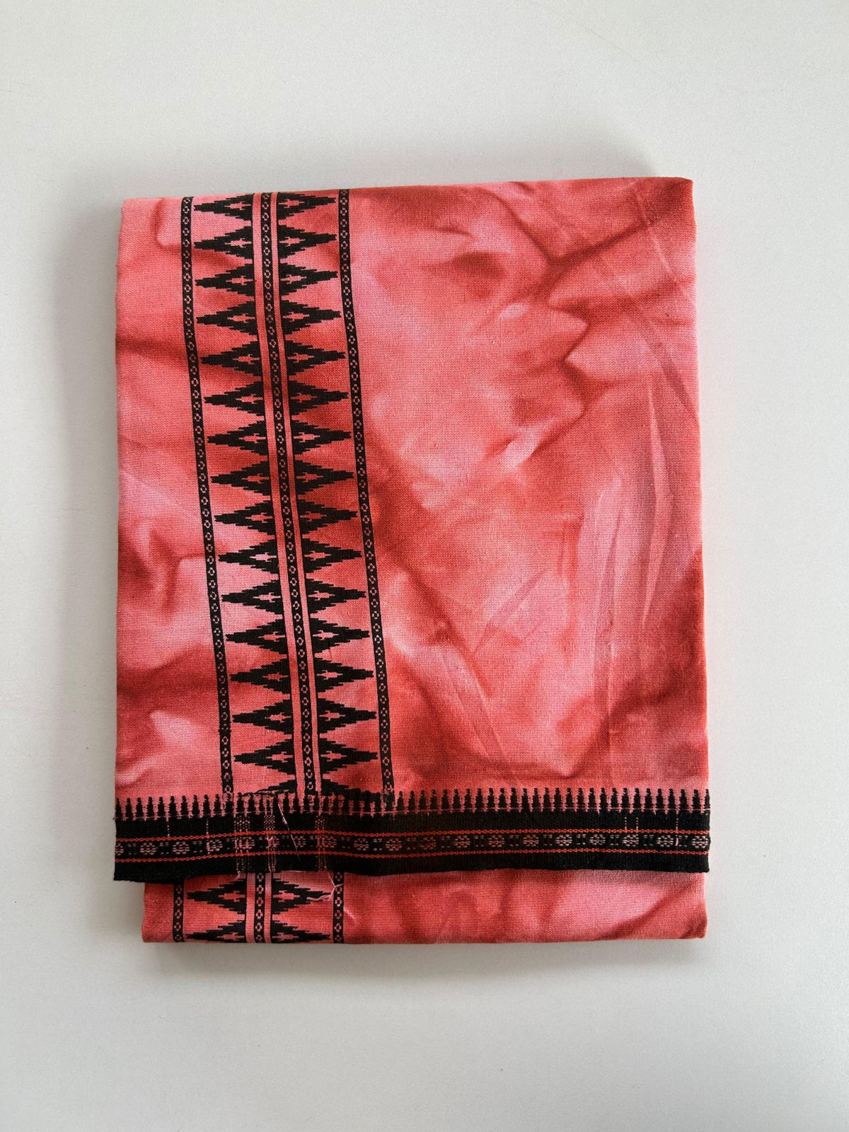 Dyed Single Kaily / Lungi - Kaitharikada - Mixed Cotton - 40s twisted - 2.75 inch Black Printed Design Kara With Coral Red & White Shaded Colour Body (2 meter / 4 muzham) - 10 KK8097 SAT