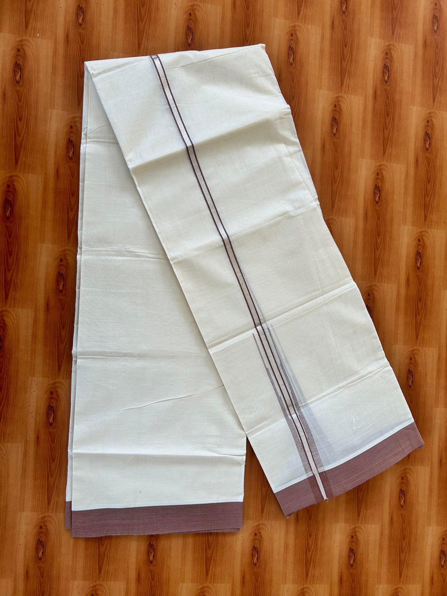Off White Double (Unbleached) Mundu/Dhoti - 20% Discount! KaithariKada Balaramapuram 100% Cotton -100x80 - 1 inch Silver Kasav & Dark Brown Puliyilakkara Chutty Kara 4 mtr (8.5 Muzham) - 48 KK5440 VIN