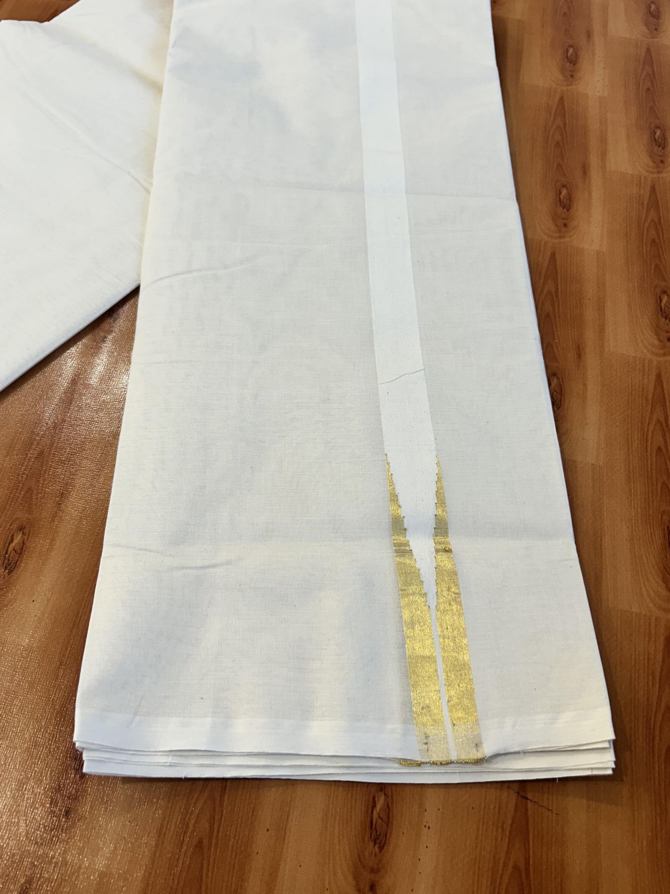 Double Off white Mundu/Dhoti - 20% Discount! KaithariKada 100% Cotton - 100x100 - 1 inch Puliyilakkara Gold Kasav Chutty Kara 4 mtr (8.5 muzham) - 1 KK5445 ASH