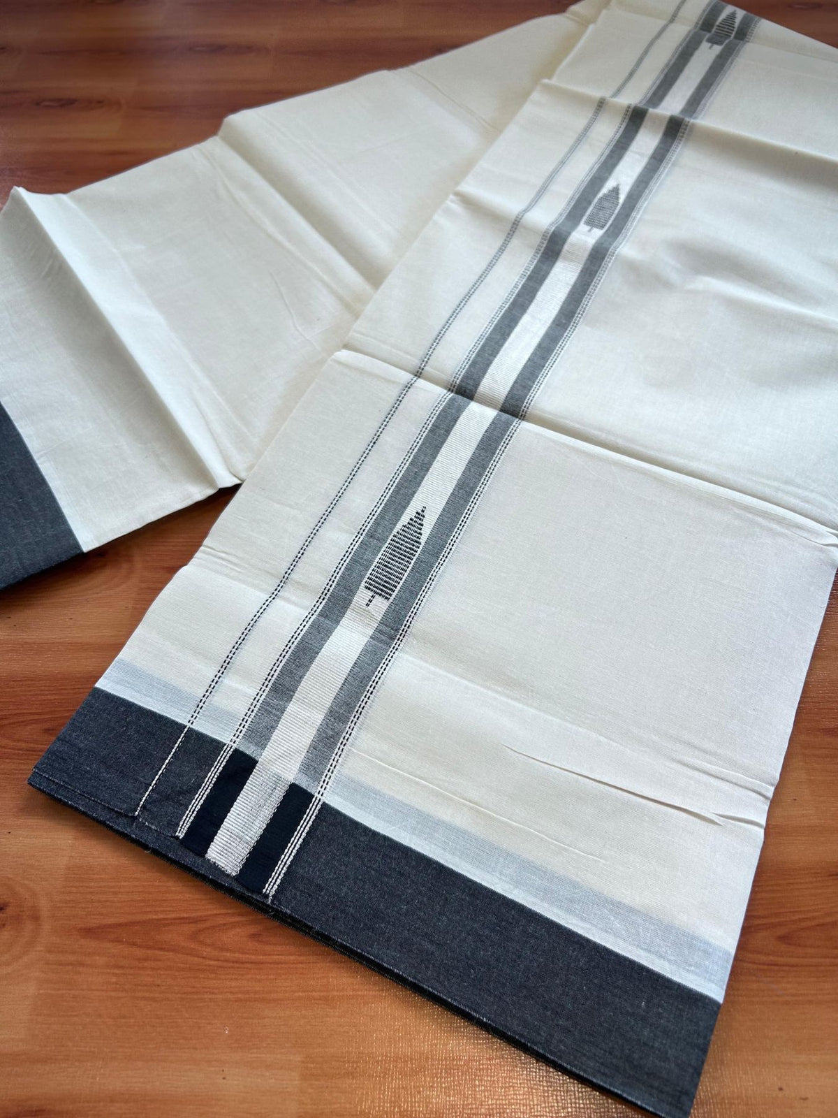 Double Off White (Unbleached) Mundu/Dhoti- 20% Discount! KaithariKada Pure Cotton - 100X80 - 1.5 inch Silver Kasav & Black Jaquard Design Kara - 4 mtr (8.5 Muzham) - 2 KK5510 VAS