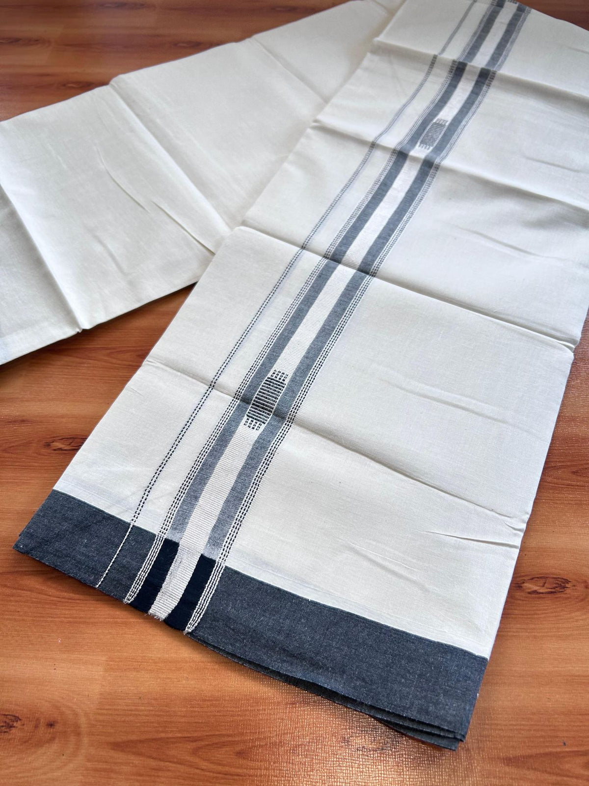 Double Off White (Unbleached) Mundu/Dhoti- 20% Discount! KaithariKada Pure Cotton - 100X80 - 1.5 inch Silver Kasav & Black Jaquard Design Kara - 4 mtr (8.5 Muzham) - 3 KK5510 VAS