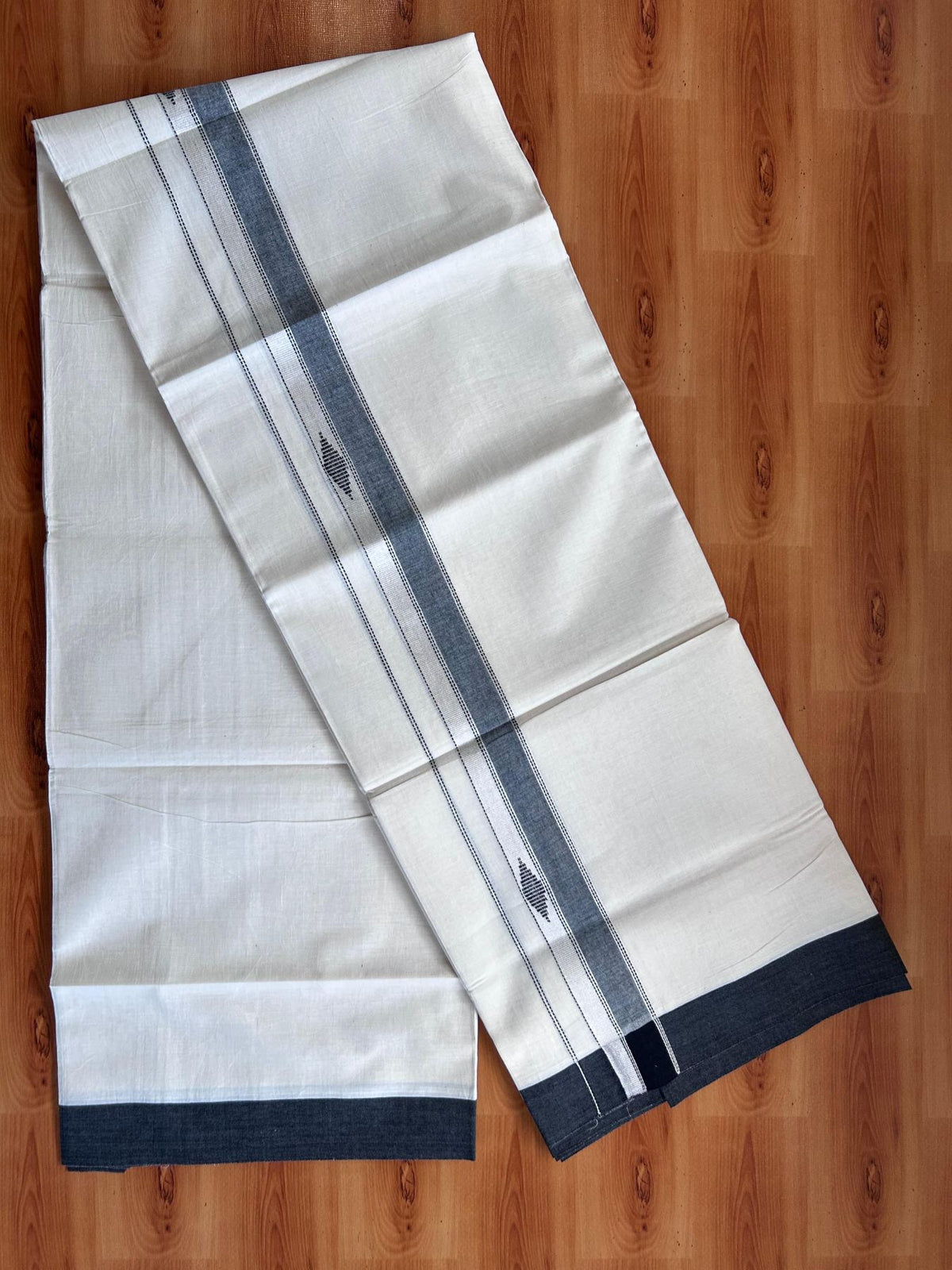 Double Off White (Unbleached) Mundu/Dhoti- 20% Discount! KaithariKada Pure Cotton - 100X80 - 1.5 inch Silver Kasav & Black Jaquard Design Kara - 4 mtr (8.5 Muzham) - 6 KK5510 VAS