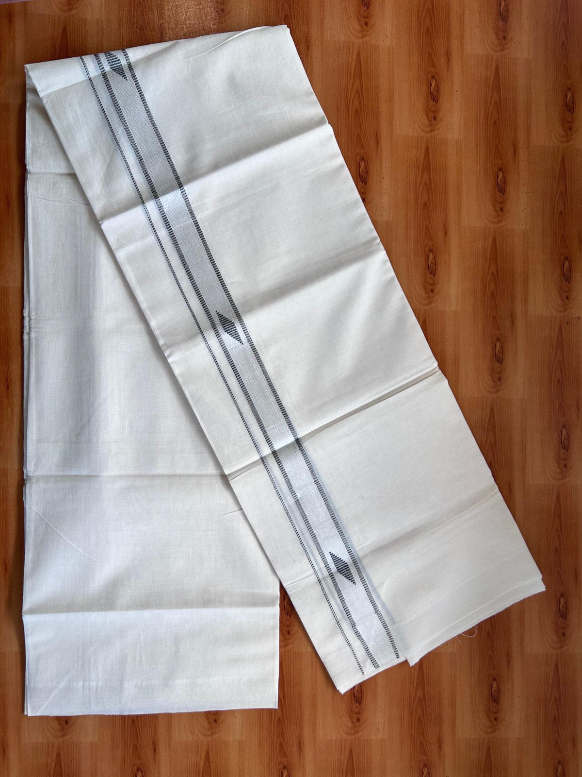 Double Off White (Unbleached) Mundu/Dhoti- 20% Discount! KaithariKada Pure Cotton - 100X80 - 1 inch Silver Kasav & Black Jaquard Design Kara - 4 mtr (8.5 Muzham) - 8 KK5510 VAS
