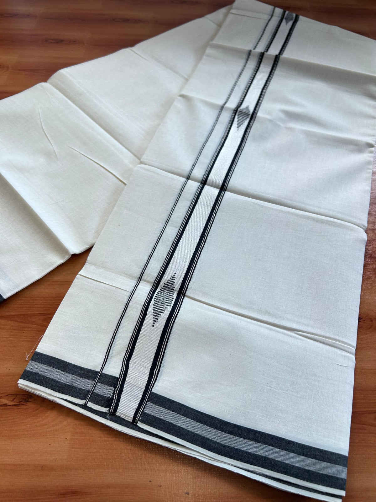 Double Off White (Unbleached) Mundu/Dhoti- 20% Discount! KaithariKada Pure Cotton - 100X80 - 1 inch Silver Kasav & Black Jaquard Design Kara - 4 mtr (8.5 Muzham) - 11 KK5510 VAS