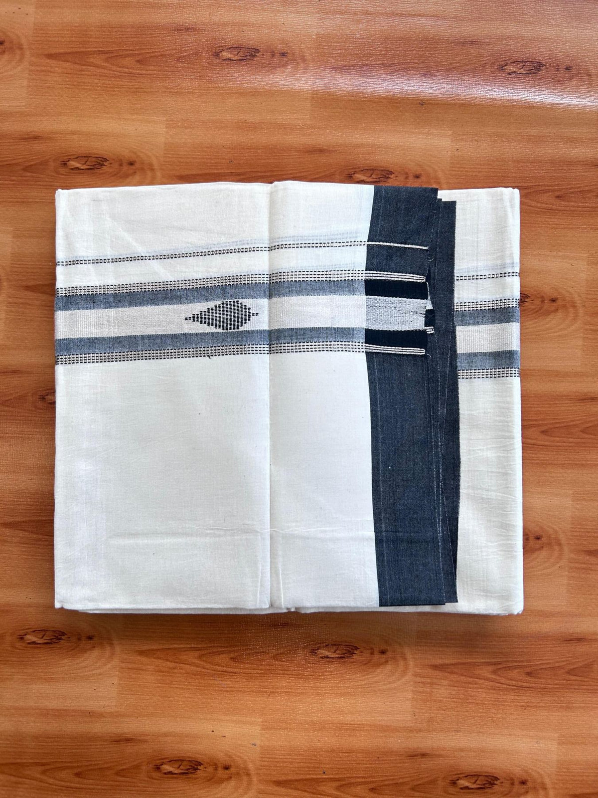 Double Off White (Unbleached) Mundu/Dhoti- 20% Discount! KaithariKada Pure Cotton - 100X80 - 1.5 inch Silver Kasav & Black Jaquard Design Kara - 4 mtr (8.5 Muzham) - 14 KK5510 VAS