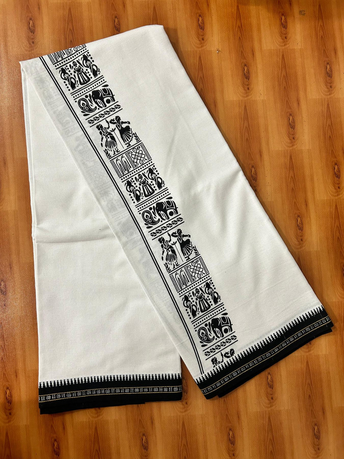 Kaitharikada - Single Kaily / Lungi - Mixed Cotton - 40s twisted - 3 inch Black Printed Design Kuppadam kara with White colour body (2 meter / 4 muzham) - 5 KK8069 GAN