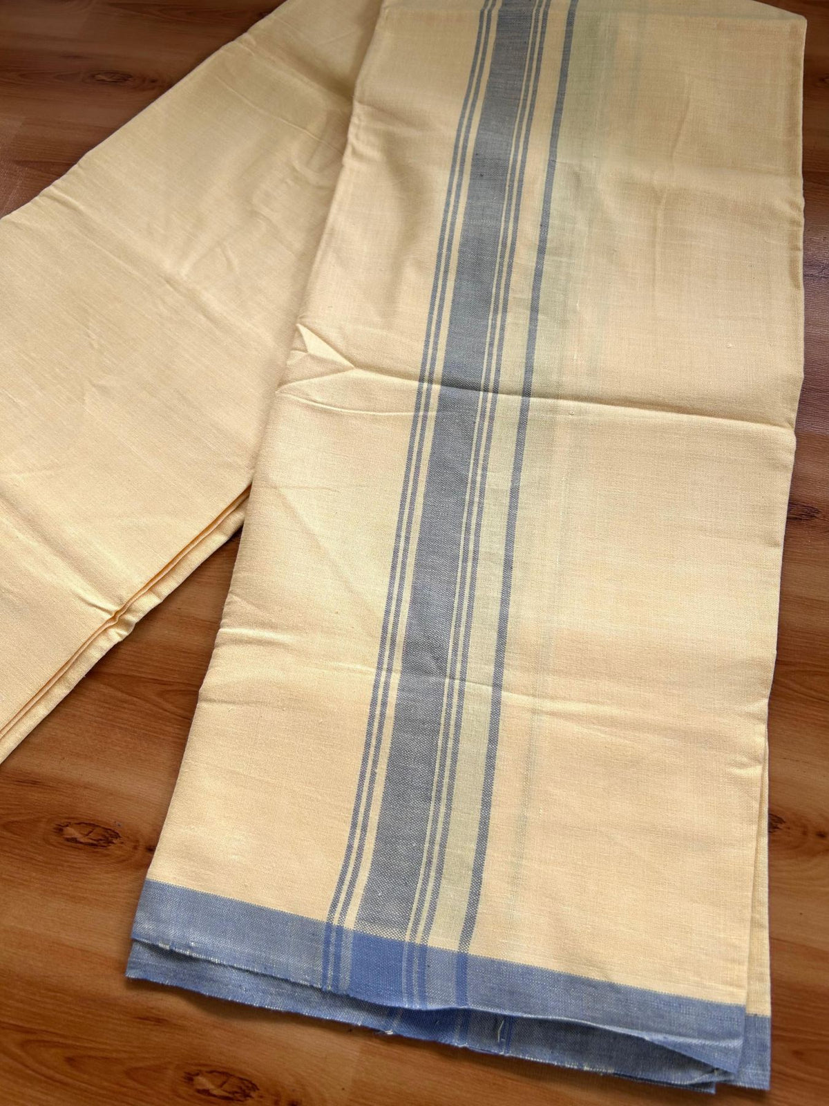 Kannur Kavi Dhoti - KaithariKada Kerala Handloom Single Mundu/Dhoti - 100% Pure Cotton 2/40x26s Thread - Kannur Yellow colour Body 1.25 inch Ash Blue shaded striped Kara - 4 KK8078 KAL