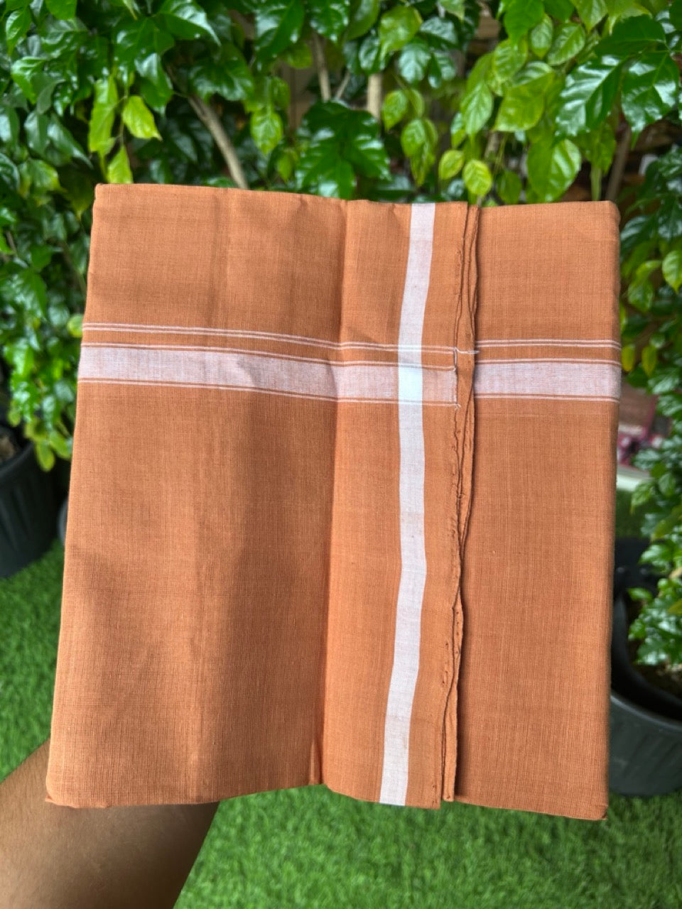10% Discount !! KaithariKada 100% Pure Cotton - HANDLOOM Single Mundu/Dhoti  KAVI Brown COLOUR BODY & 0.75 inch White Striped Kara - 2.5mtr (5.36 muzham)- 18KK8020ELA