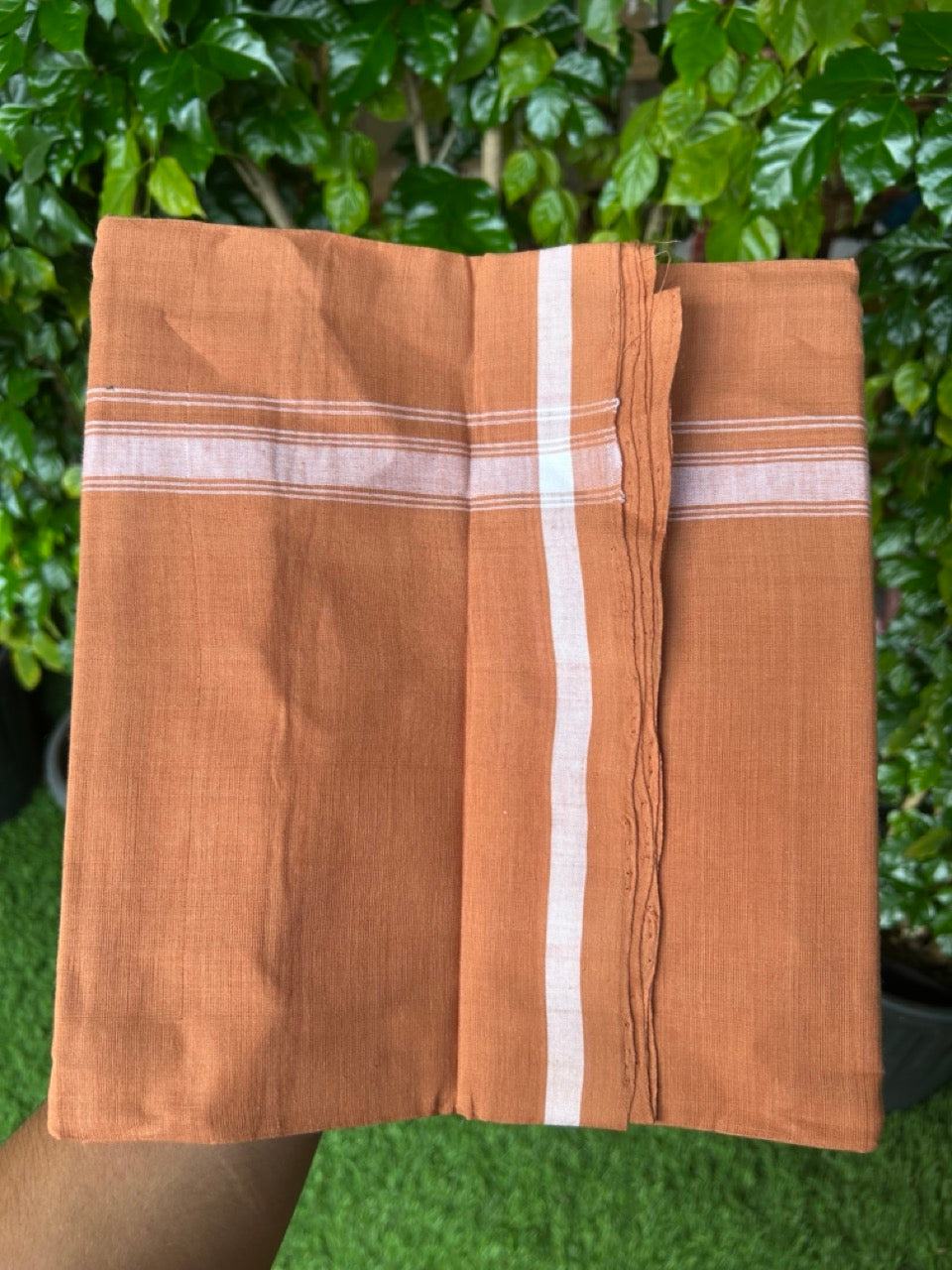 10% Discount !! KaithariKada 100% Pure Cotton - HANDLOOM Single Mundu/Dhoti  KAVI Brown COLOUR BODY & 0.75 inch White Striped Kara- 2.25mtr (4.82 muzham) 16KK8020ELA