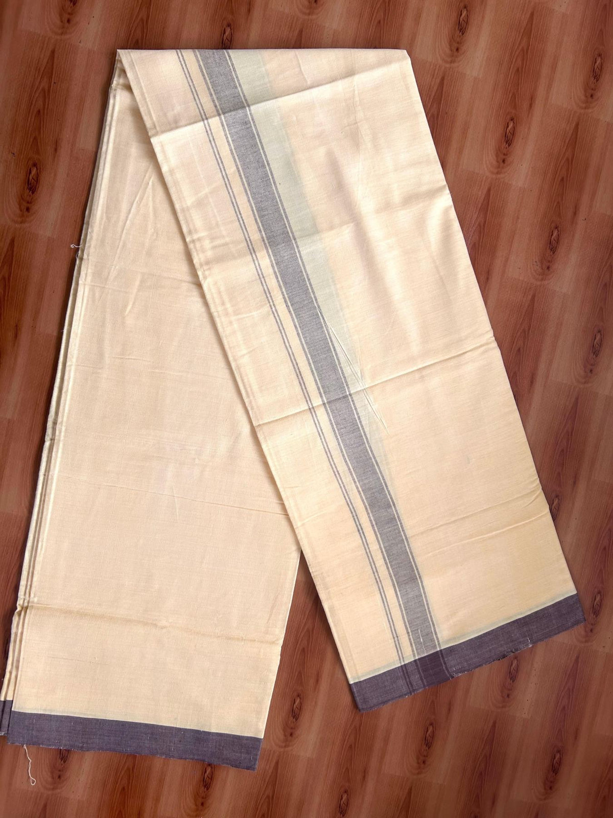 Kannur Kavi Dhoti - KaithariKada Kerala Handloom Single Mundu/Dhoti - 100% Pure Cotton 2/60x40s Thread - Kannur Yellow colour Body 1.25 inch Brown shaded striped Kara - 7 KK8078 KAL