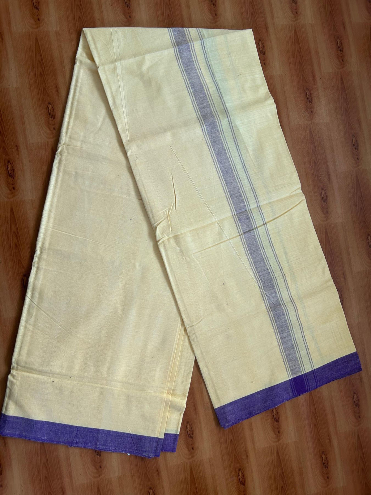 Kannur Kavi Dhoti - KaithariKada Kerala Handloom Single Mundu/Dhoti - 100% Pure Cotton 2/60x40s Thread - Kannur Yellow colour Body 1.25 inch Violet shaded striped Kara - 8 KK8078 KAL