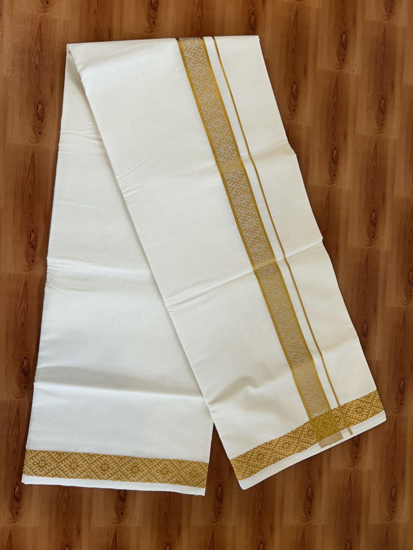 Double Off White - (Unbleached) Mundu/Dhoti - 20% Discount!! Kaitharikada Balaramapuram Pure Cotton - 100s - 1.25 inch Gold Kasav Jacquard Design Kara 4 mtr (8.5 muzham) - 11 KK5395 GAN