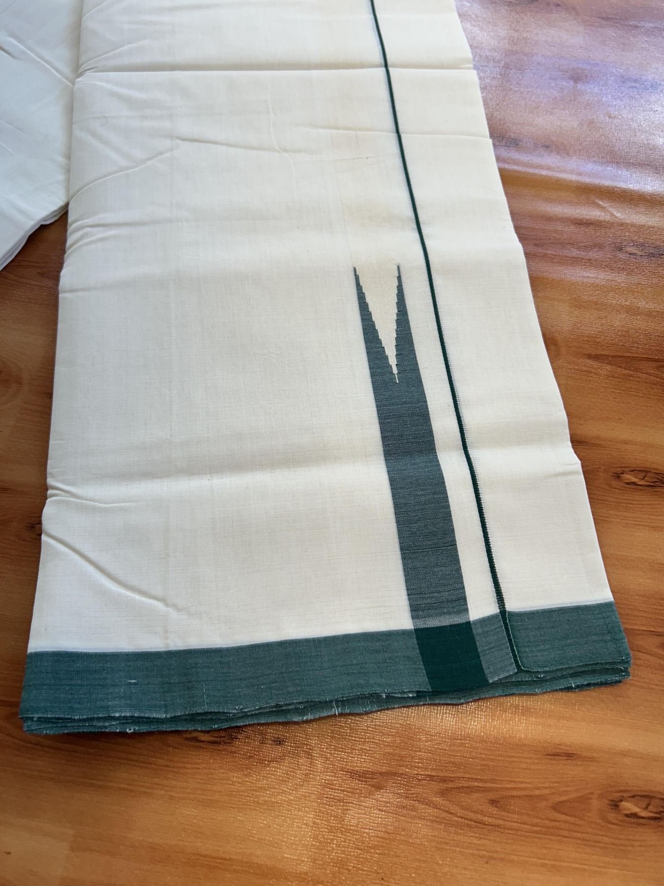 Double Off White (Unbleached) Mundu/Dhoti - 25% Discount!! KaithariKada Handloom Unakkupaav - Kerala Handloom - 100% Pure Cotton - 100x80 - 1 inch Dark Green Chutty Kara 3.80 meter (8 muzham) - 39 KK5436 REA