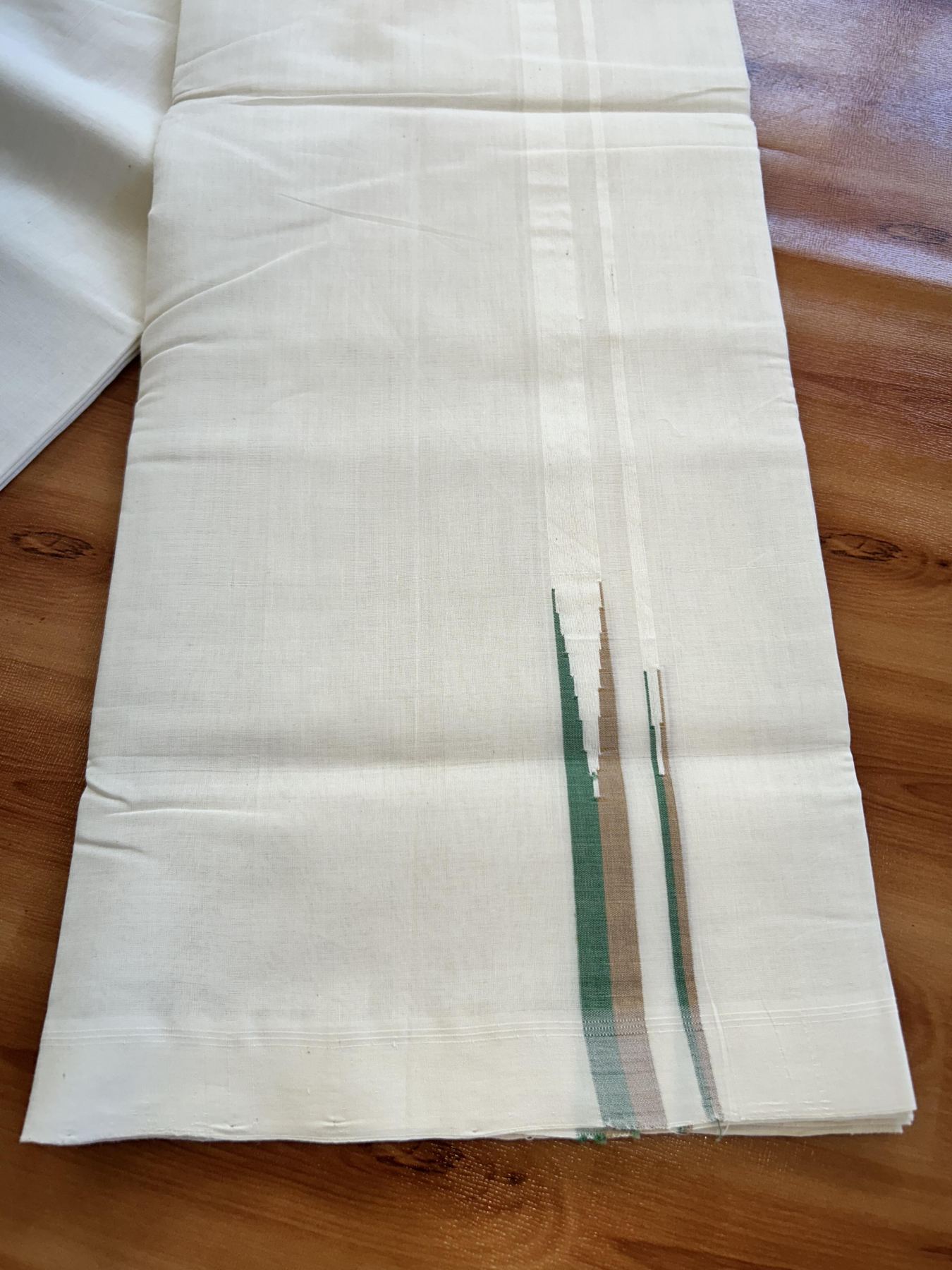 Double Off White (Unbleached) Mundu/Dhoti - 25% Discount!! KaithariKada Handloom Unakkupaav - Kerala Handloom - 100% Pure Cotton - 100x80 - 0.5 inch Sand Brown & Green Double Chutty Kara 3.80 meter (8 muzham) - 40 KK5436 REA