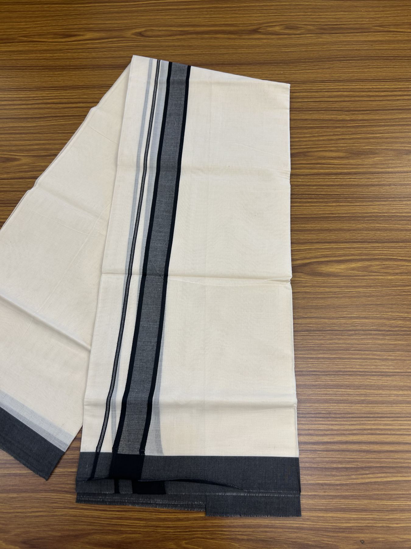 20% Discount! KaithariKada Balaramapuram 100% Cotton Double Off White Mundu/Dhoti- 100x80 - 1.5 inch Black shaded Kara 4 mtr (8.5 muzham) - 196 KK5361 PMC