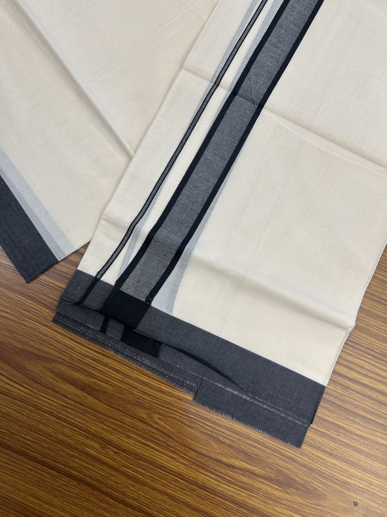 20% Discount! KaithariKada Balaramapuram 100% Cotton Double Off White Mundu/Dhoti- 100x80 - 1.5 inch Black shaded Kara 4 mtr (8.5 muzham) - 196 KK5361 PMC