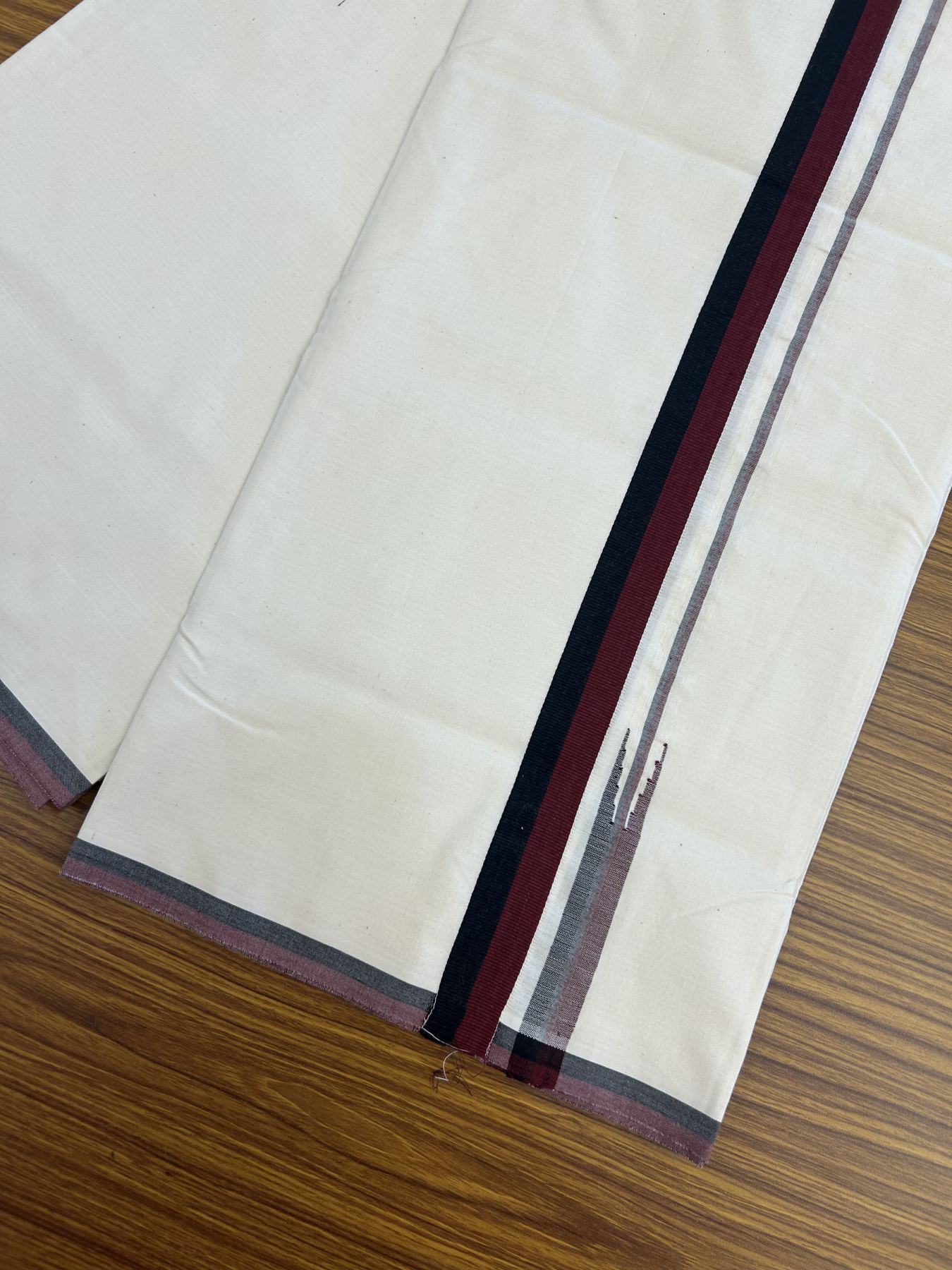 Dmk Veshti - 20% Discount !! KaithariKada Balaramapuram 100% Cotton Single Off White - (Unbleached) Mundu/Dhoti-100X100 - 1 inch Puliyilakkara Maroon & Black Chutty Kara (2 meter / 4 muzham) - 10 KK5335 ASH