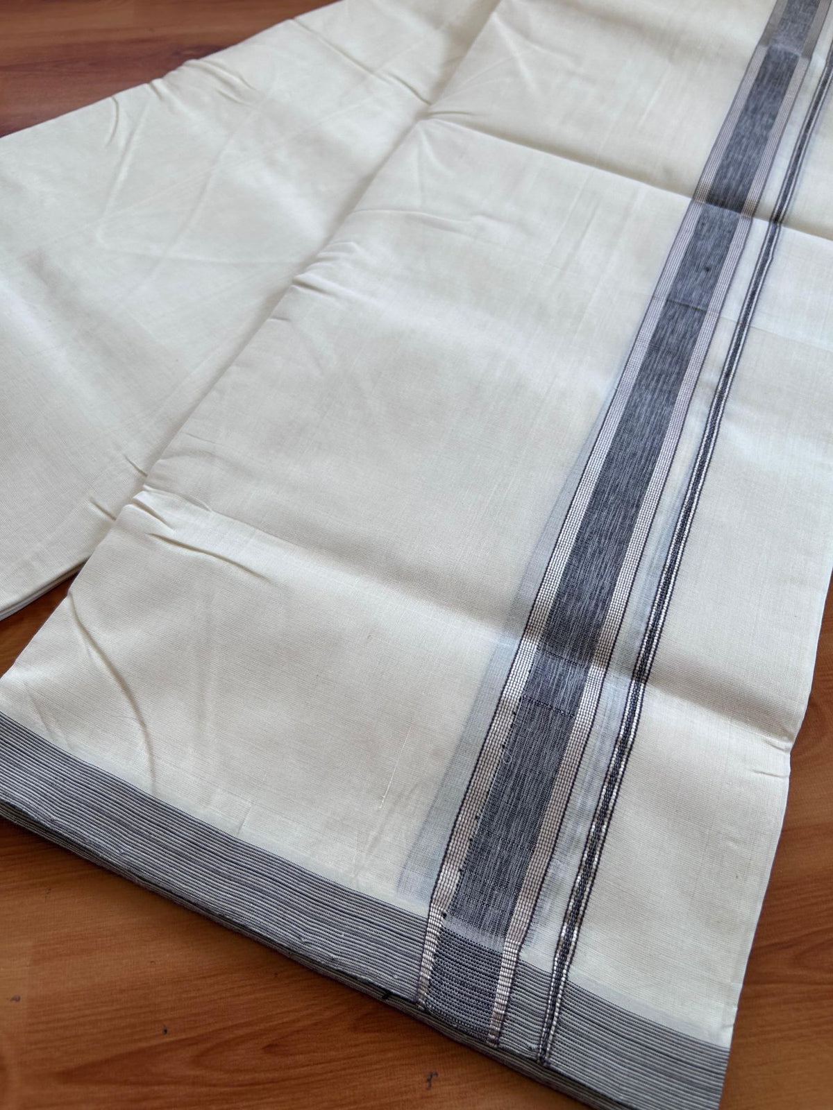 Off White (Unbleached) Double Mundu/Dhoti - 25% Discount! KaithariKada Handloom Unakkupaav- 100% Pure Cotton - 100x80 - 1.5 inch Silver Kasav Black & Brown Shaded Striped Kara 4 Meters (8.5 Muzham) - 9 KK5511 REA