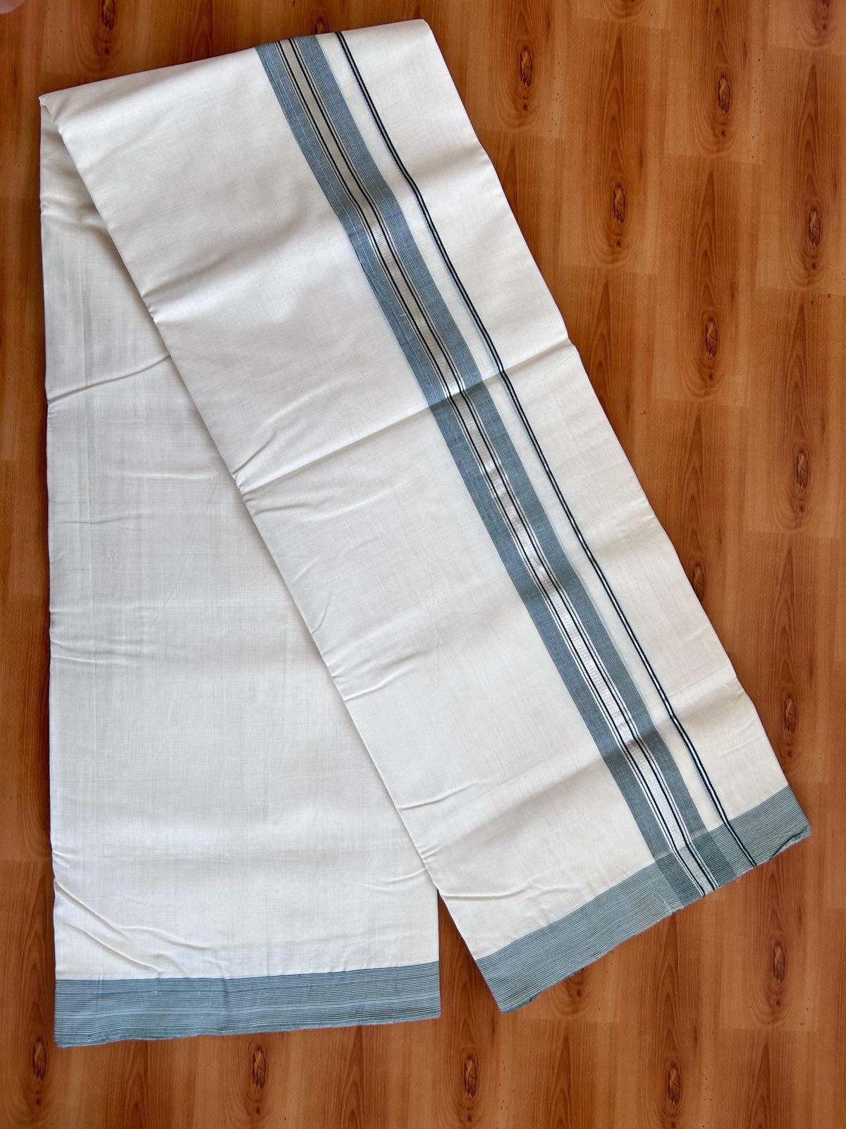 Off White (Unbleached) Double Mundu/Dhoti - 25% Discount! KaithariKada Handloom Unakkupaav- 100% Pure Cotton - 100x80 - 1.5 inch Silver Kasav & Dark Green shaded striped kara 4 Meters (8.5 Muzham) - 3 KK5511 REA