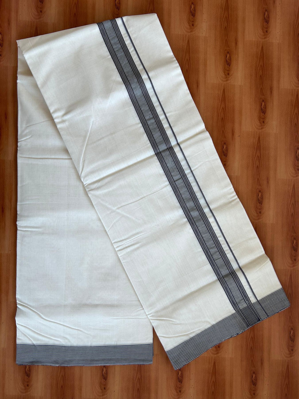 Off White (Unbleached) Double Mundu/Dhoti - 25% Discount! KaithariKada Handloom Unakkupaav- 100% Pure Cotton - 100x80 - 1.5 inch Silver Kasav Black & Tan Brown Striped Kara 4 Meters (8.5 Muzham) - 11 KK5511 REA
