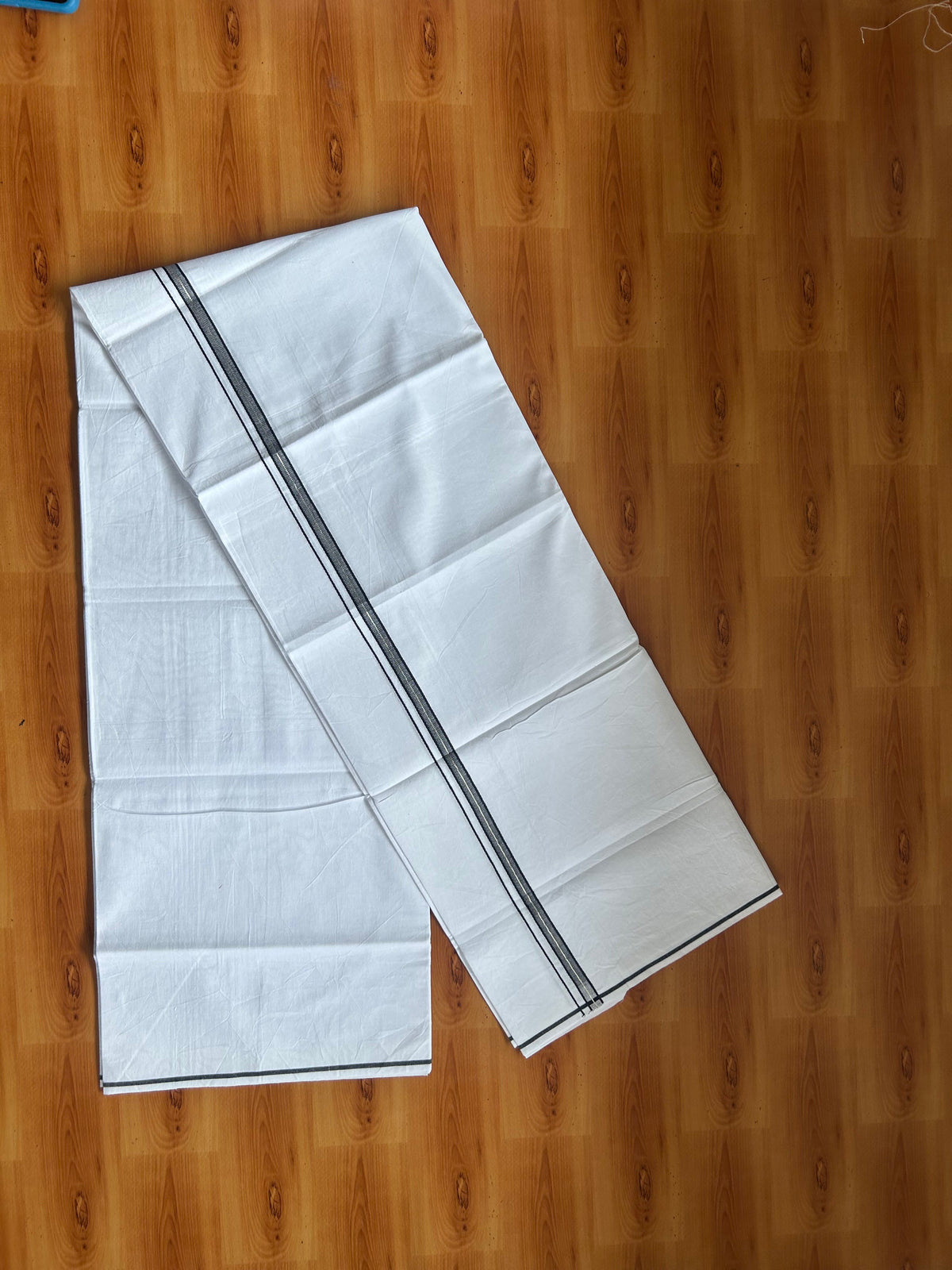Single Mundu/Dhoti  - Pure White - KaithariKada Pulimood 100% Cotton - Twisted 60s Thread - 0.5 inch Black & Silver Kara (2 meter / 4 muzham) - 12 KK5556 GL