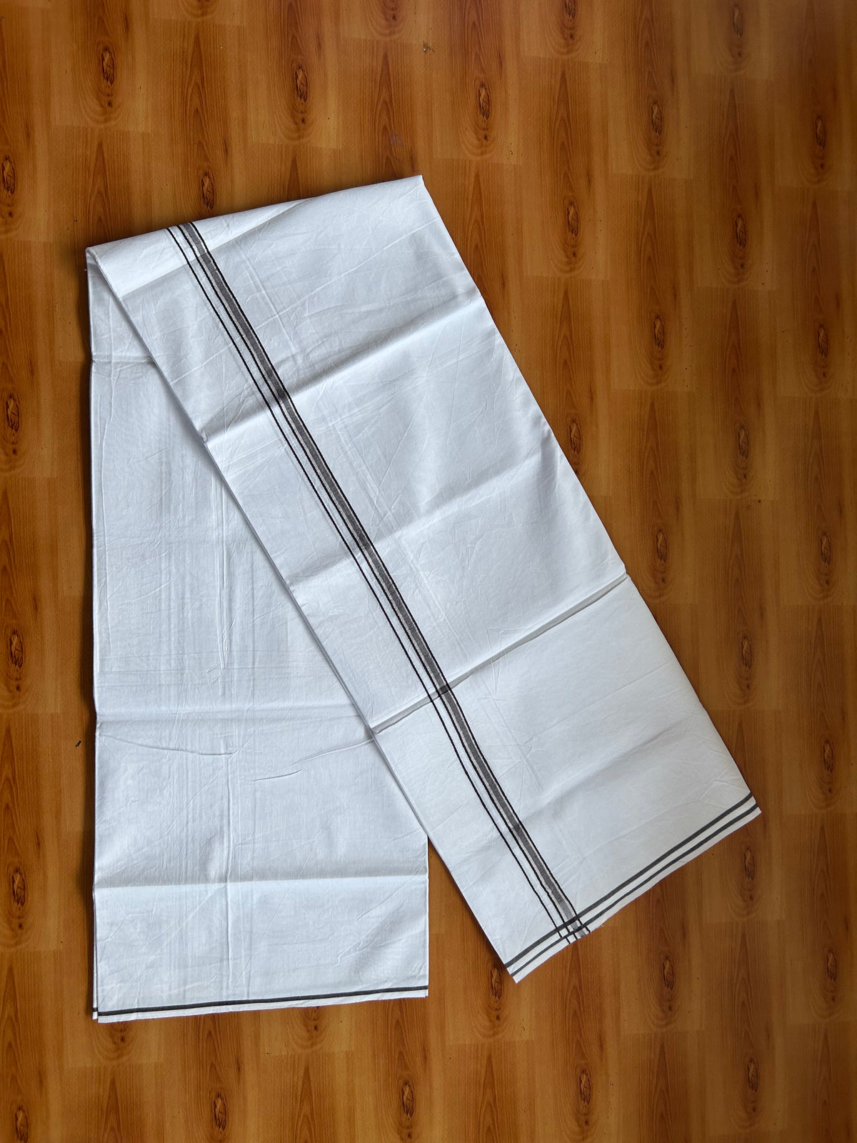 Single Mundu/Dhoti  - Pure White - KaithariKada Pulimood 100% Cotton - Twisted 60s Thread - 0.5 inch Brown & Silver Kara (2 meter / 4 muzham) - 17 KK5556 GL