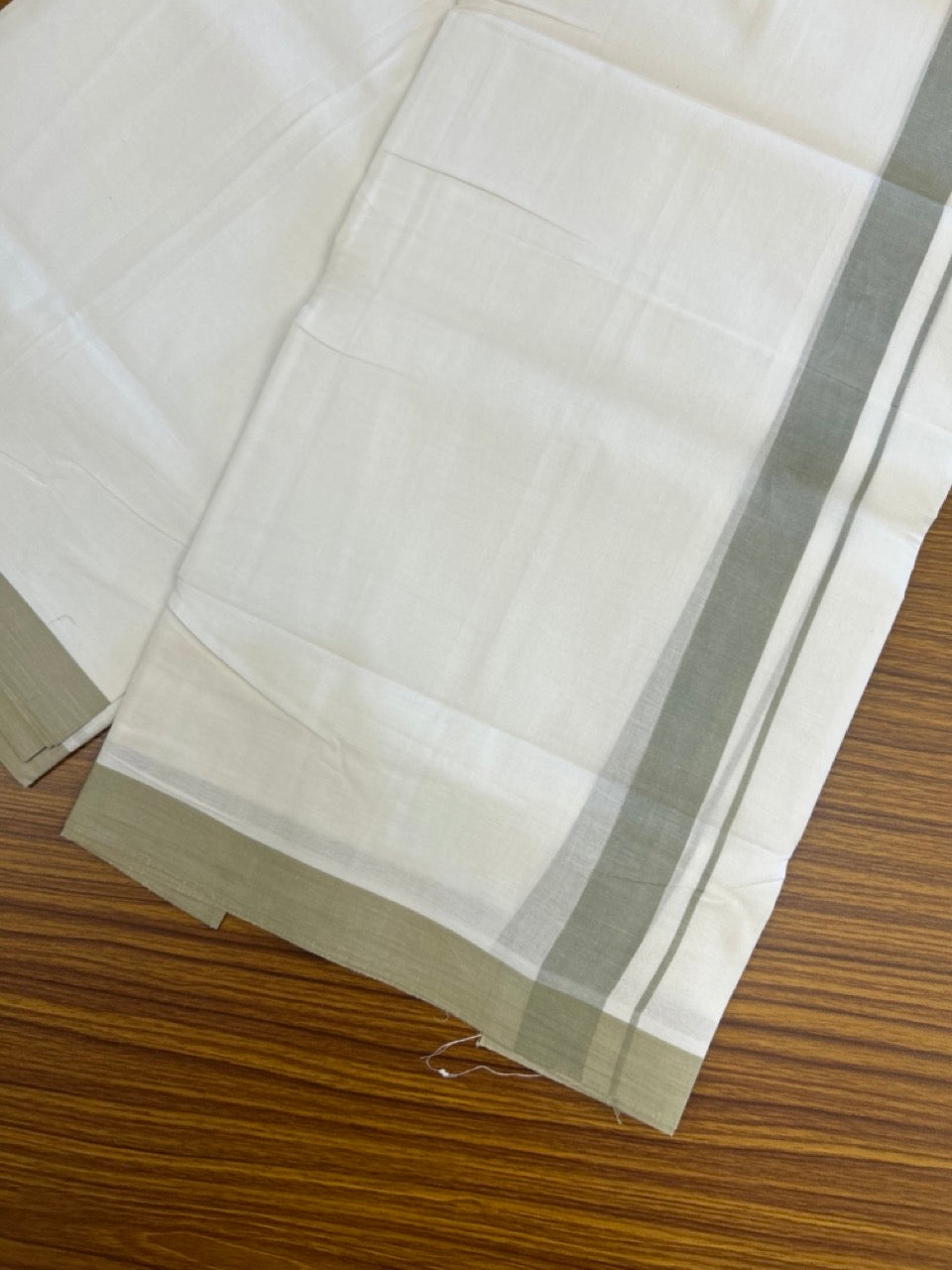 KaithariKada Handloom Millpaav Balaramapuram - 100% Pure Cotton Double Mundu/Dhoti Pure white - 80x90 - 1 inch Sage green Mulloth Kara 4 mtr (8.5 Muzham) - 7 KK5263 YAR