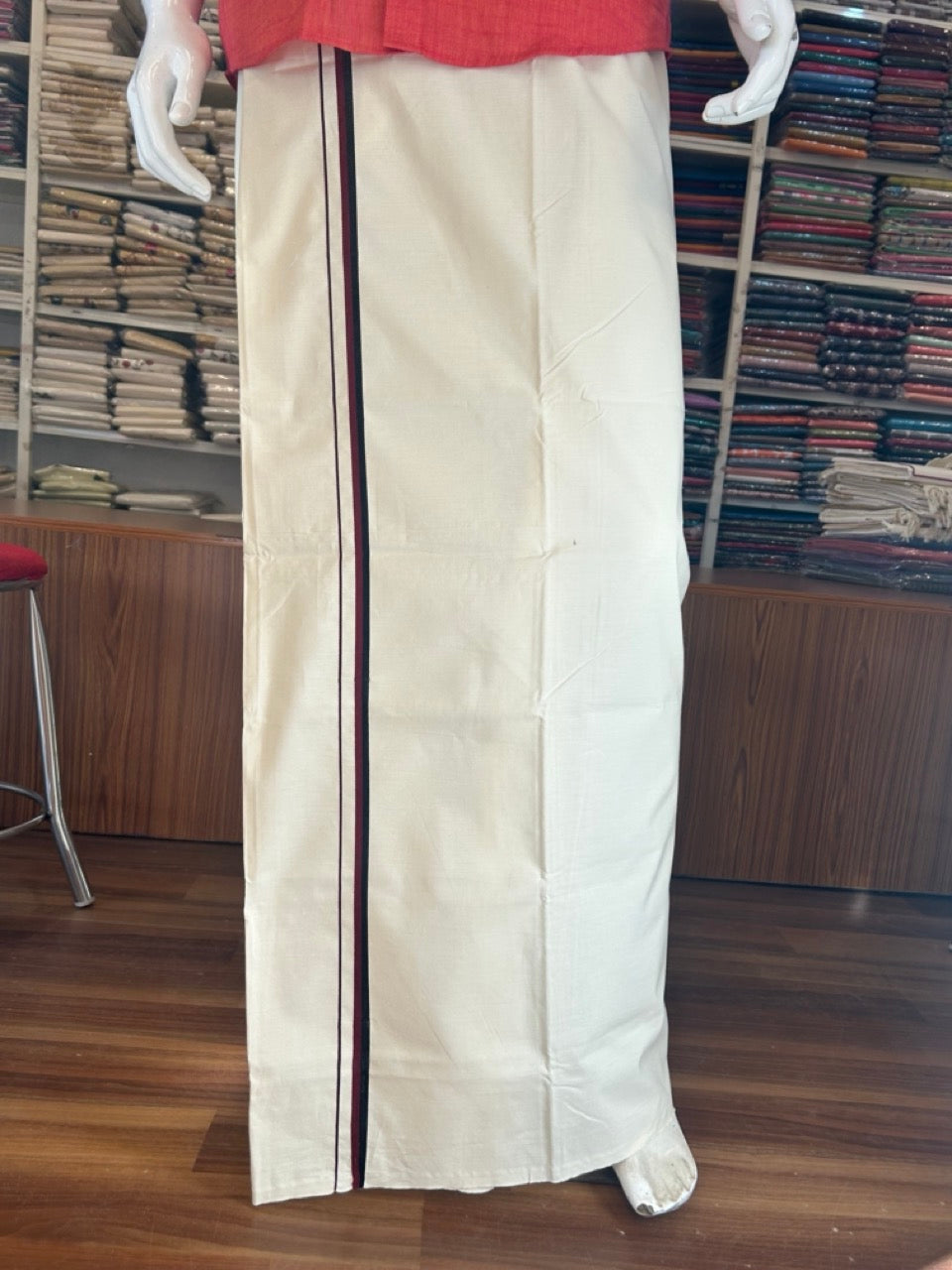 DMK Veshti - 18% DISCOUNT ! KaithariKada Balaramapuram 100% COTTON SINGLE OFF WHITE - (Unbleached) Mundu/Dhoti- 100X100 - 1 inch Maroon & Black Kara (2 metre /4 muzham) - 2KK5076ASH
