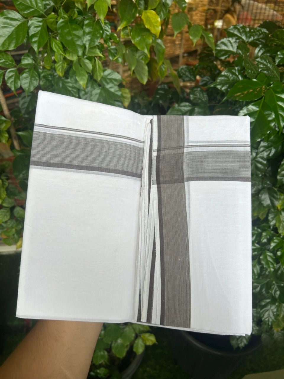 KaithariKada Handloom Millpaav Balaramapuram - 100% Pure Cotton Double Mundu/Dhoti Pure white - 80x90 - 1.25 inch Brown & ash striped Kara 4 mtr (8.5 Muzham) - 9 KK5263 YAR