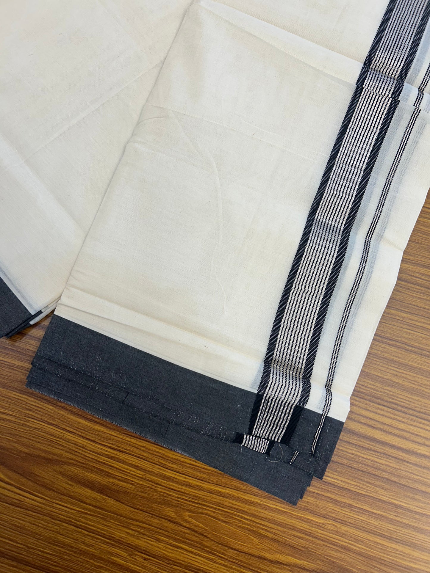 20% Discount !! KaithariKada Balaramapuram Double Off White (Unbleached) Mundu/Dhoti - 100x80 - 1.5 inch Black & Silver Striped kara 4 mtr (8.5 muzham) - 176 KK5361 PMC